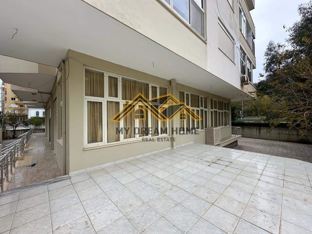 SHITET NJESI MUNDESI PER TA KTHYER NE APARTAMENTE TEK SHKEMBI KAVAJES !!