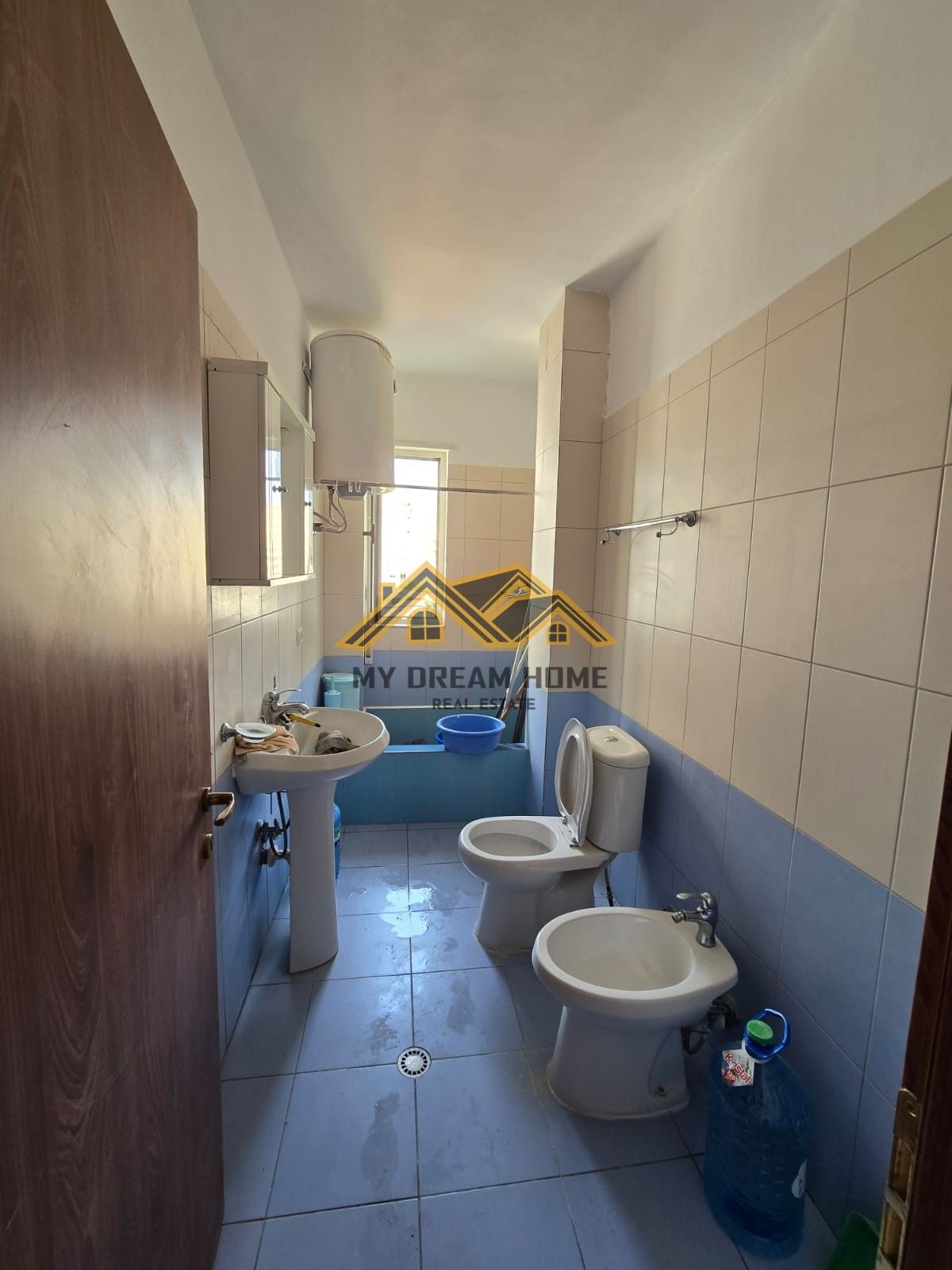SHITET APARTAMENT 1+1 PLAZH DURRES !!! 3