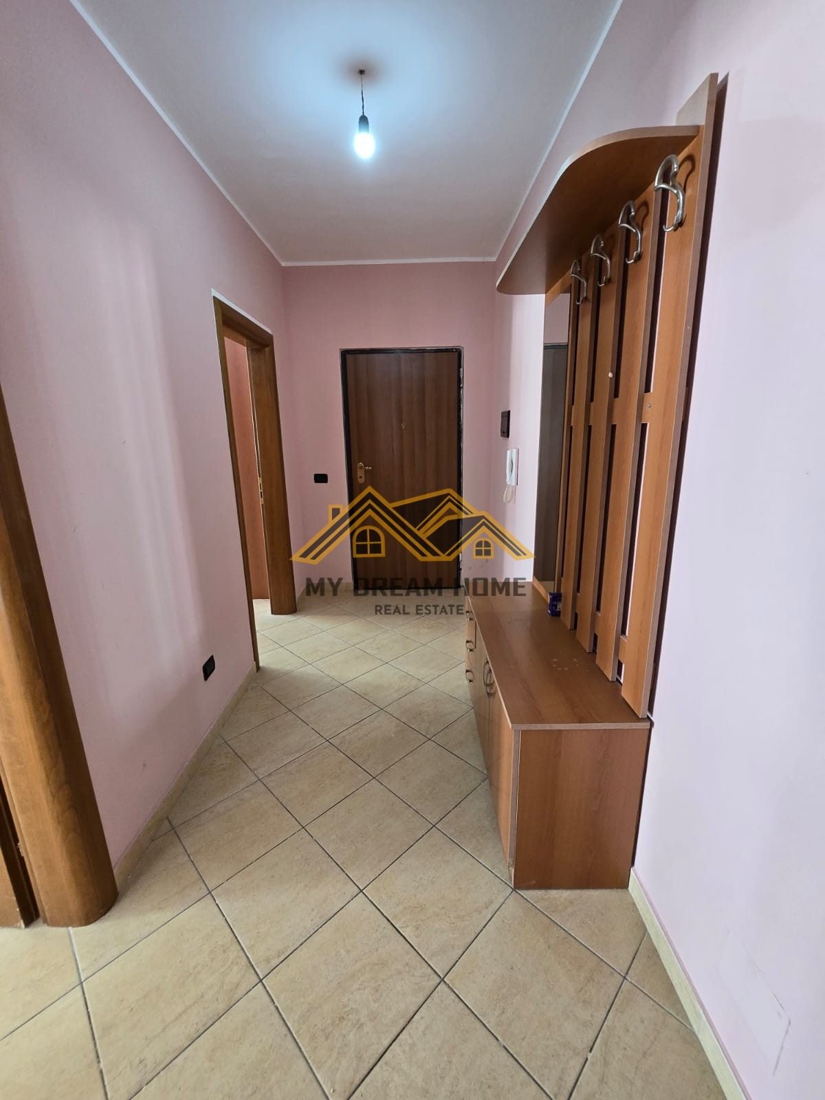 SHITET APARTAMENT 1+1 NE SHKEMBIN E KAVAJES !! 3