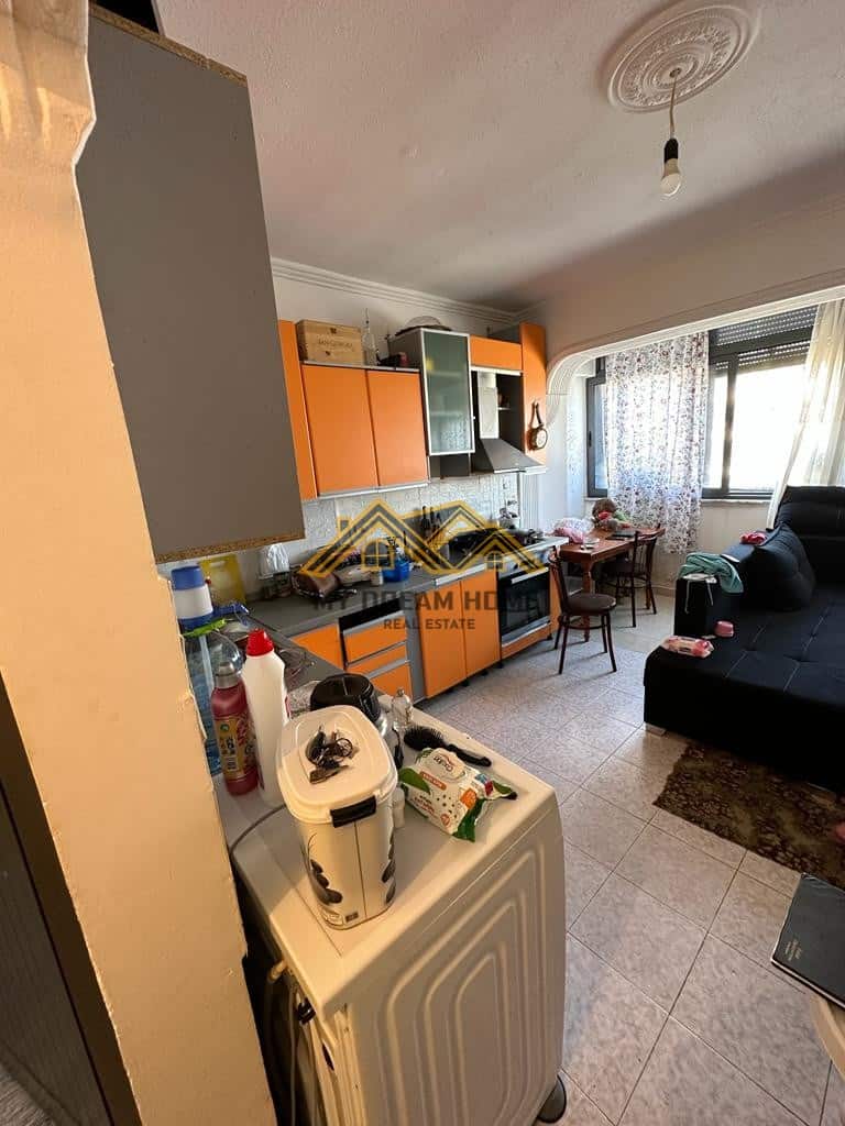 SHITET APARTAMENT 1+1 NE PLAZH ILIRIA !