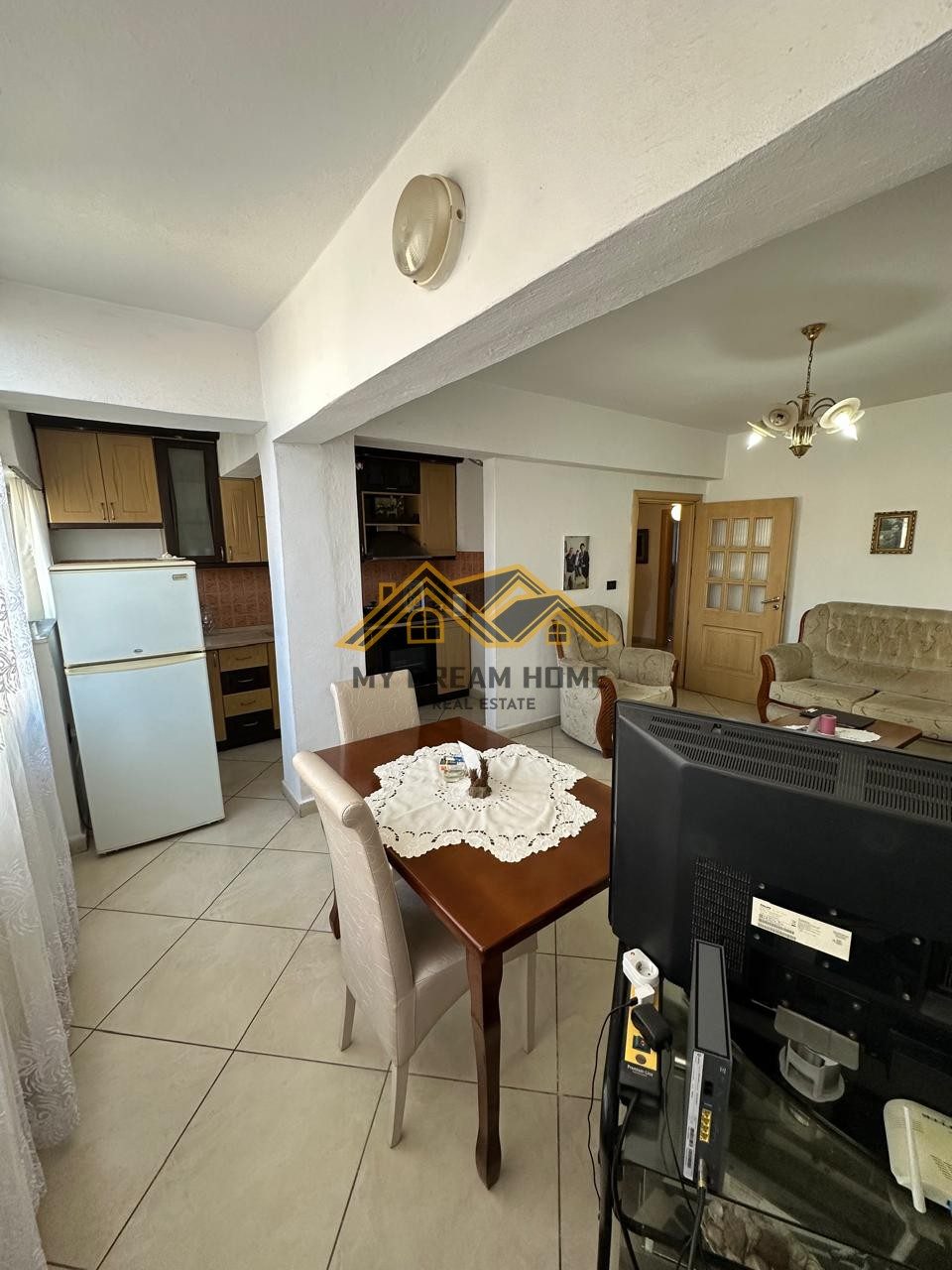 Apartament 2+1 në shitje te Rruga e re e Portit! 4