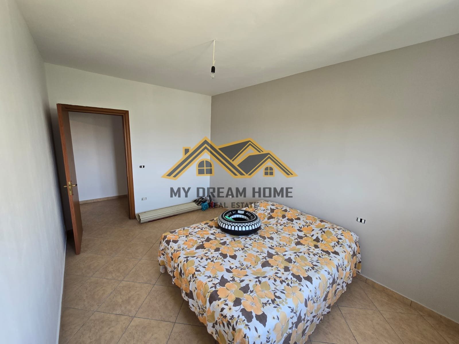 SHITET APARTAMENT 2+1 NE PLAZH DURRES !!! 4