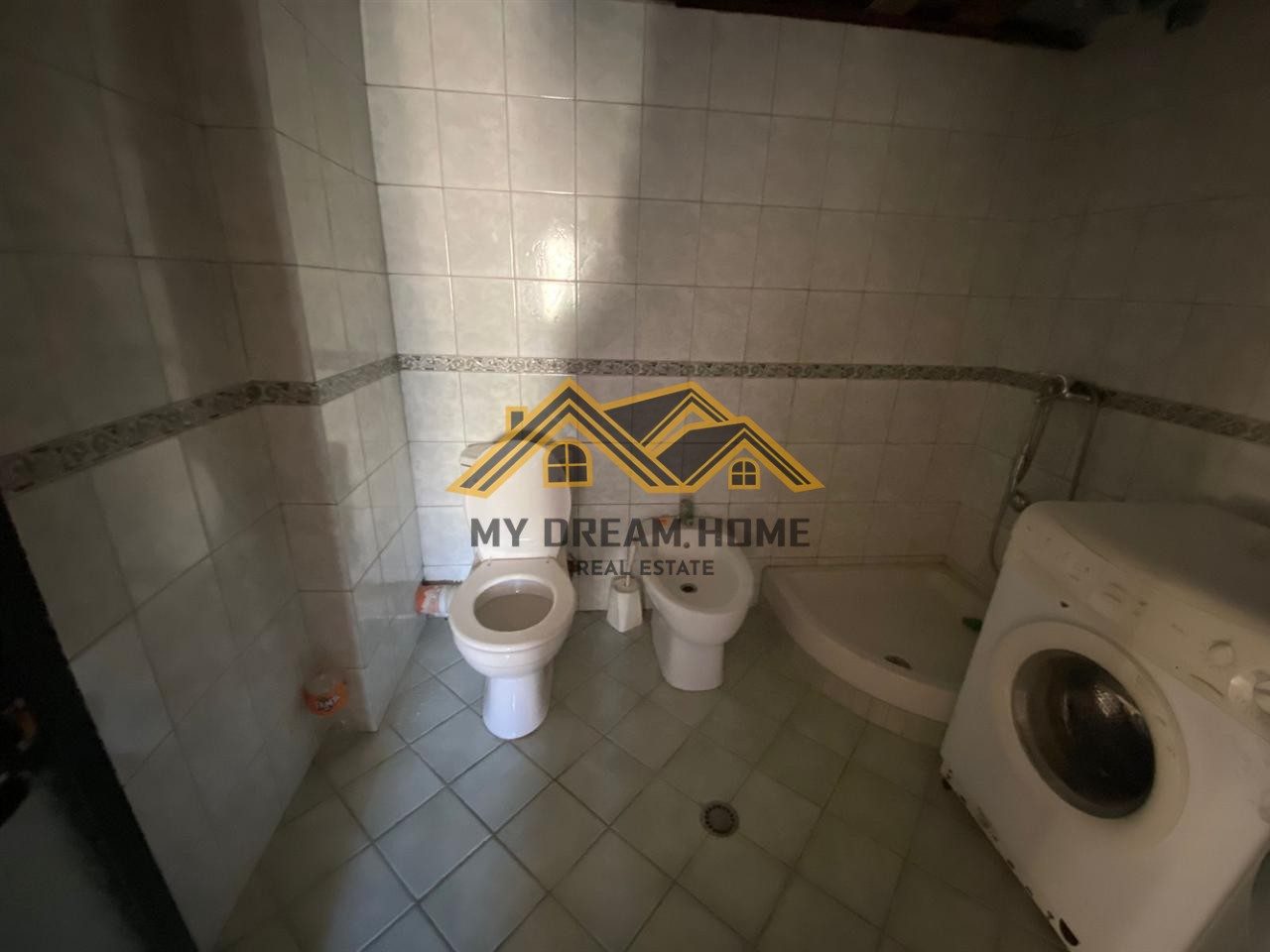 SHITET APARTAMENT 3+1+2 PAMJE DETI, RROTA KUQE PLAZH 3