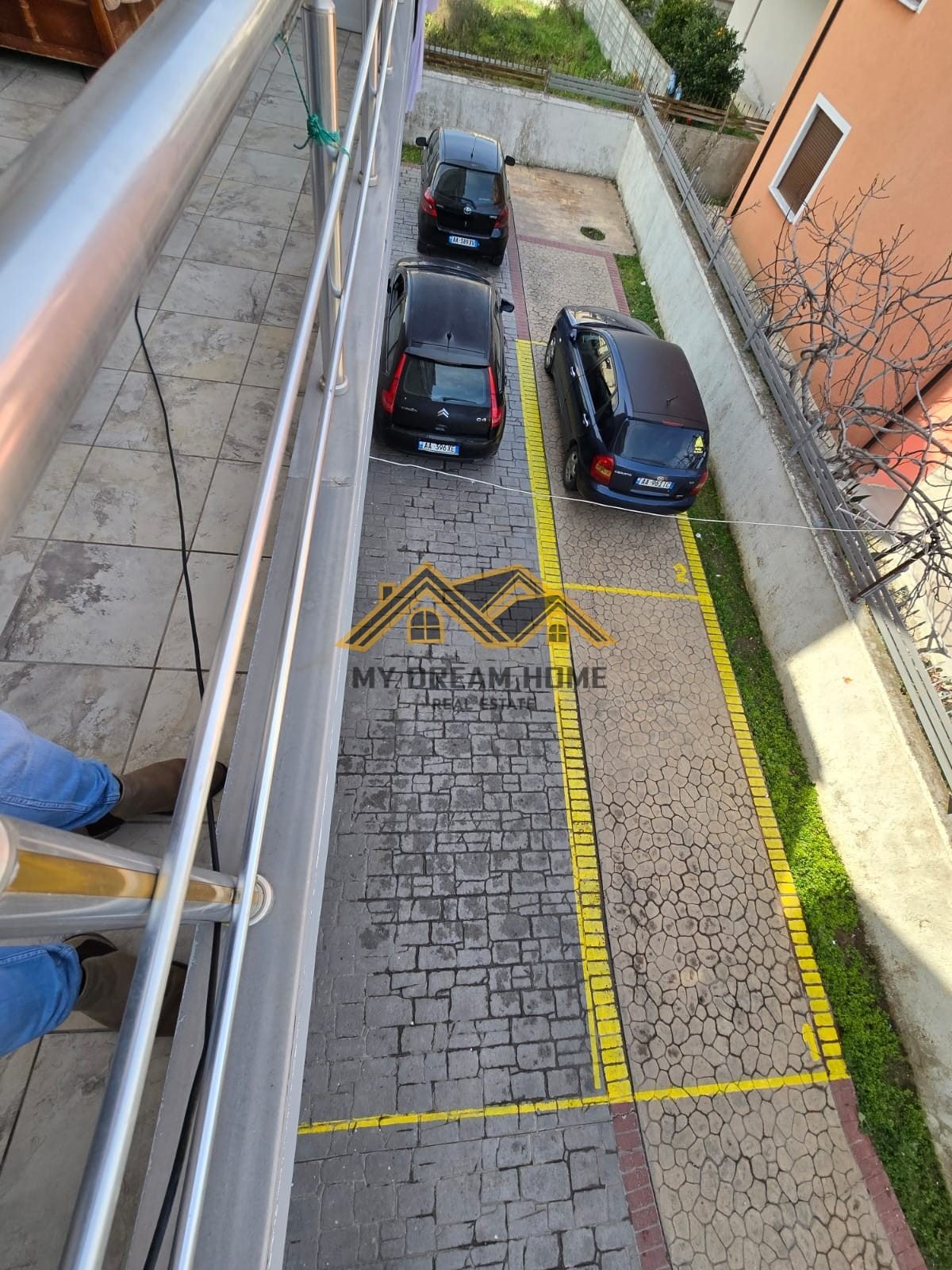 SHITET PALLAT 5 KATESH NE DURRES!