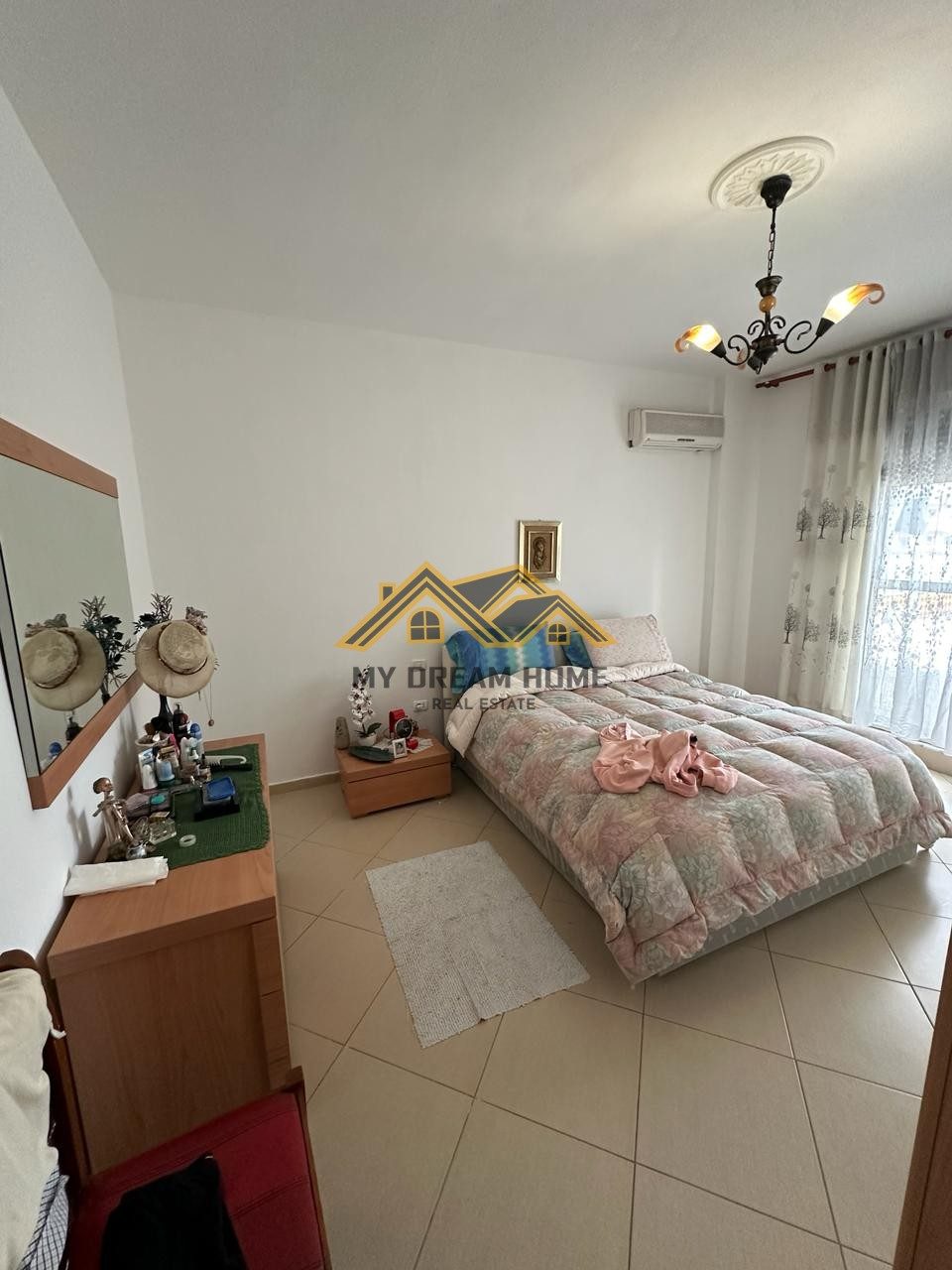 SHITET APARTAMENT 2+1+ VERAND TEK ZONA E TREGUT INDUSTRIAL! 2