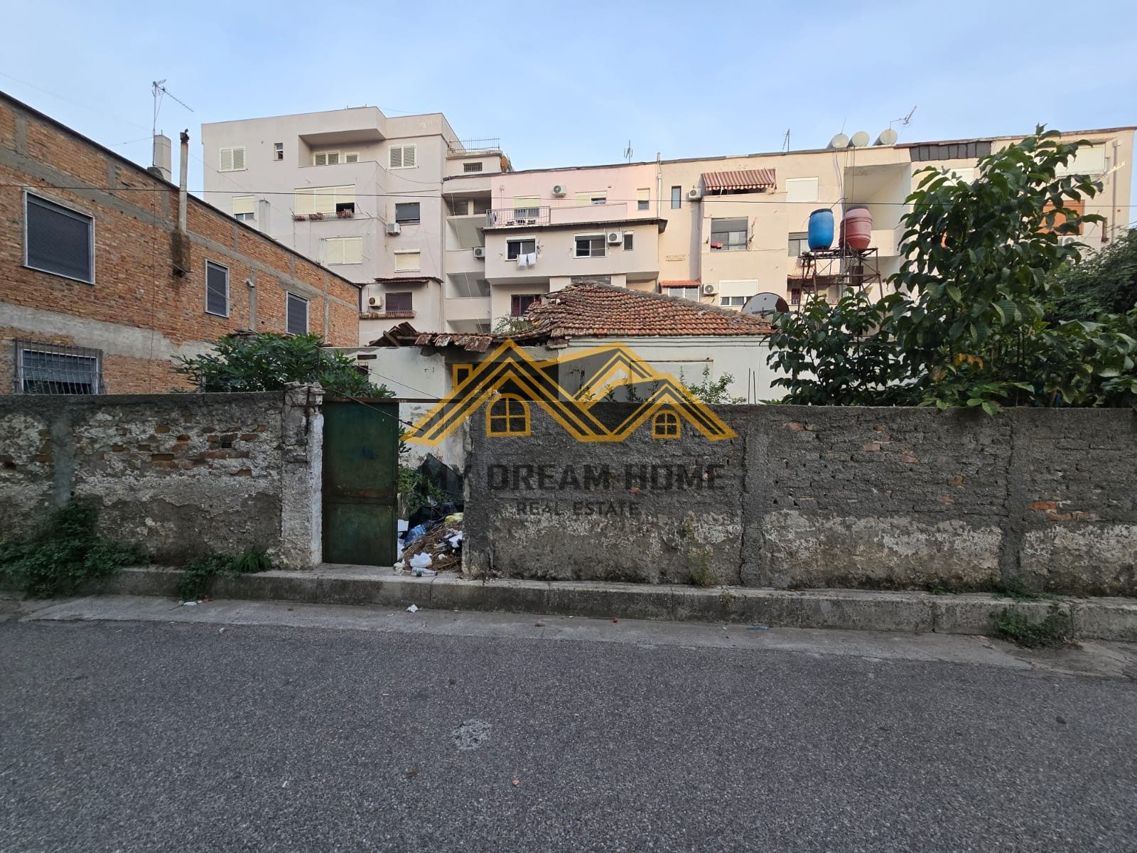 SHITET SHTËPI PRIVATE TEK KAZAZI, DURRËS 3