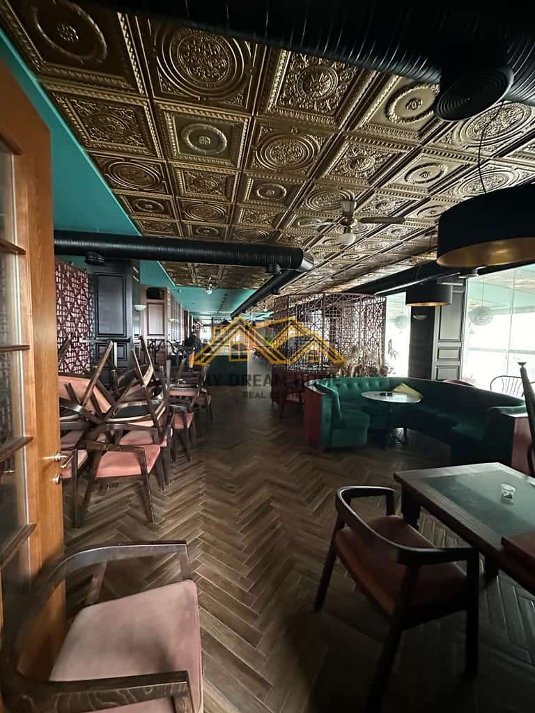 SHITET LOUNGE BAR NE PLAZH DURRES