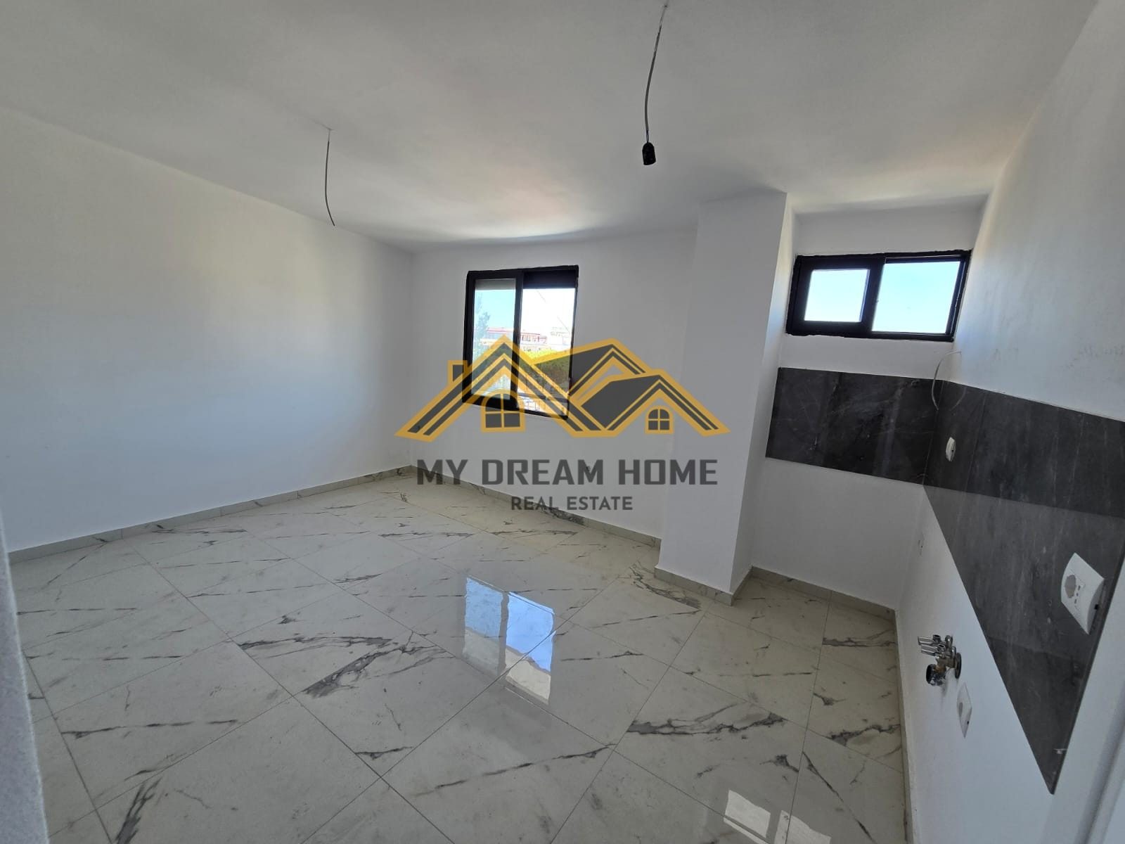 SHITET APARTAMENT 1+1 ME PAMJE DETI NE GOLEM! 2