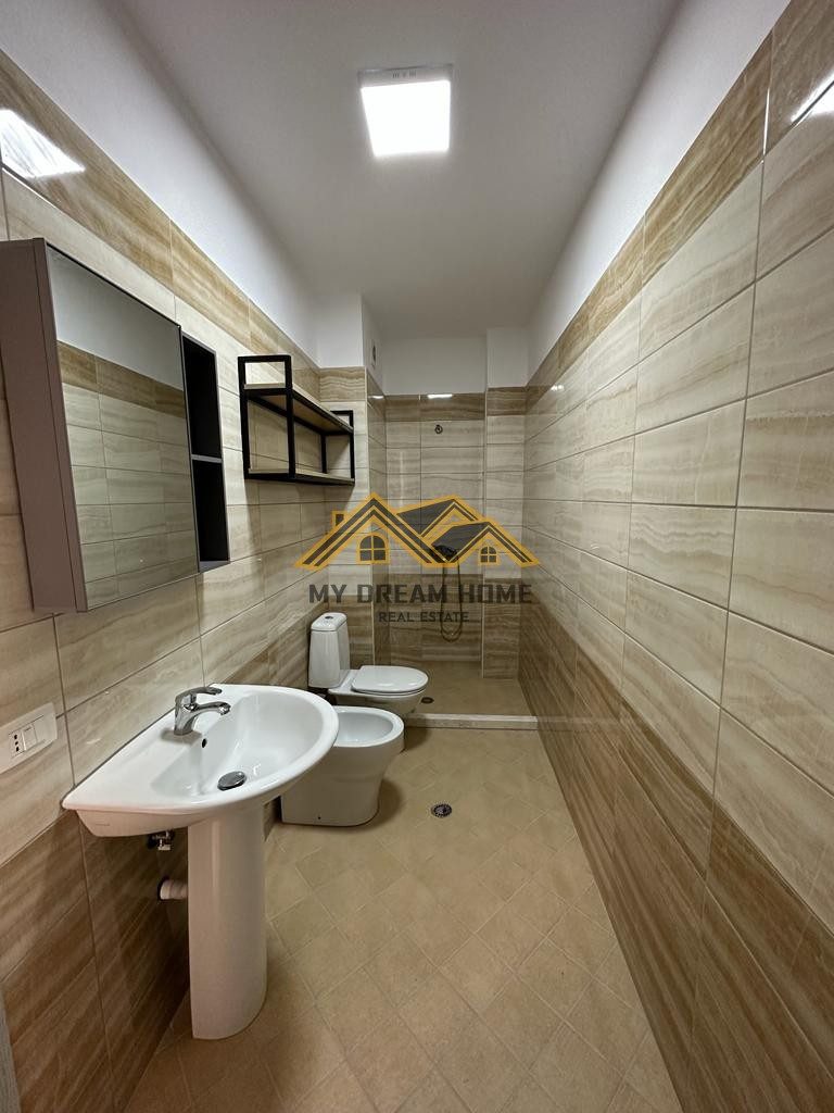 APARTAMENT 1+1 PRANE TREGUT TE FRUTA PERIMEVE, DURRES PER SHITJE! 3
