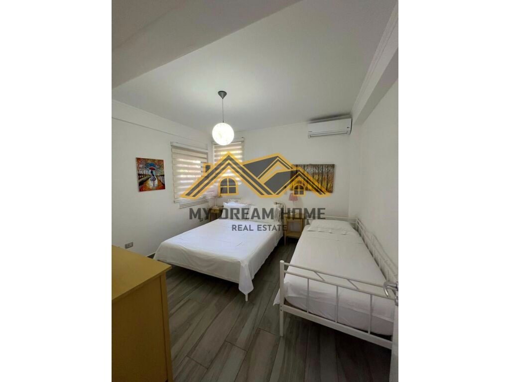 VLORE- AQUAMARINE RESIDENCE: SHESIM APARTAMENT ME PAMJE NGA DETI