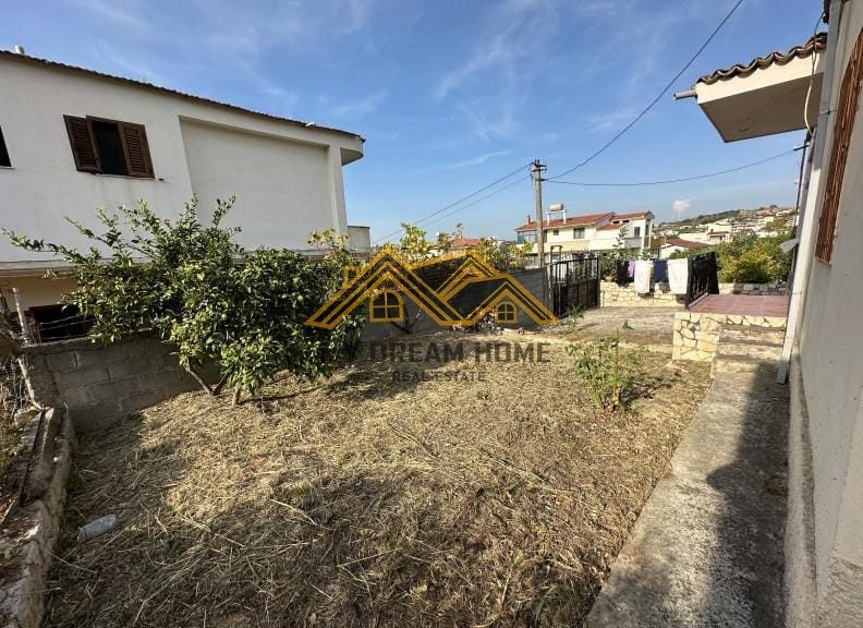 Shitet Shtepi Private 1-Katshe ne Shkallnur Durres!