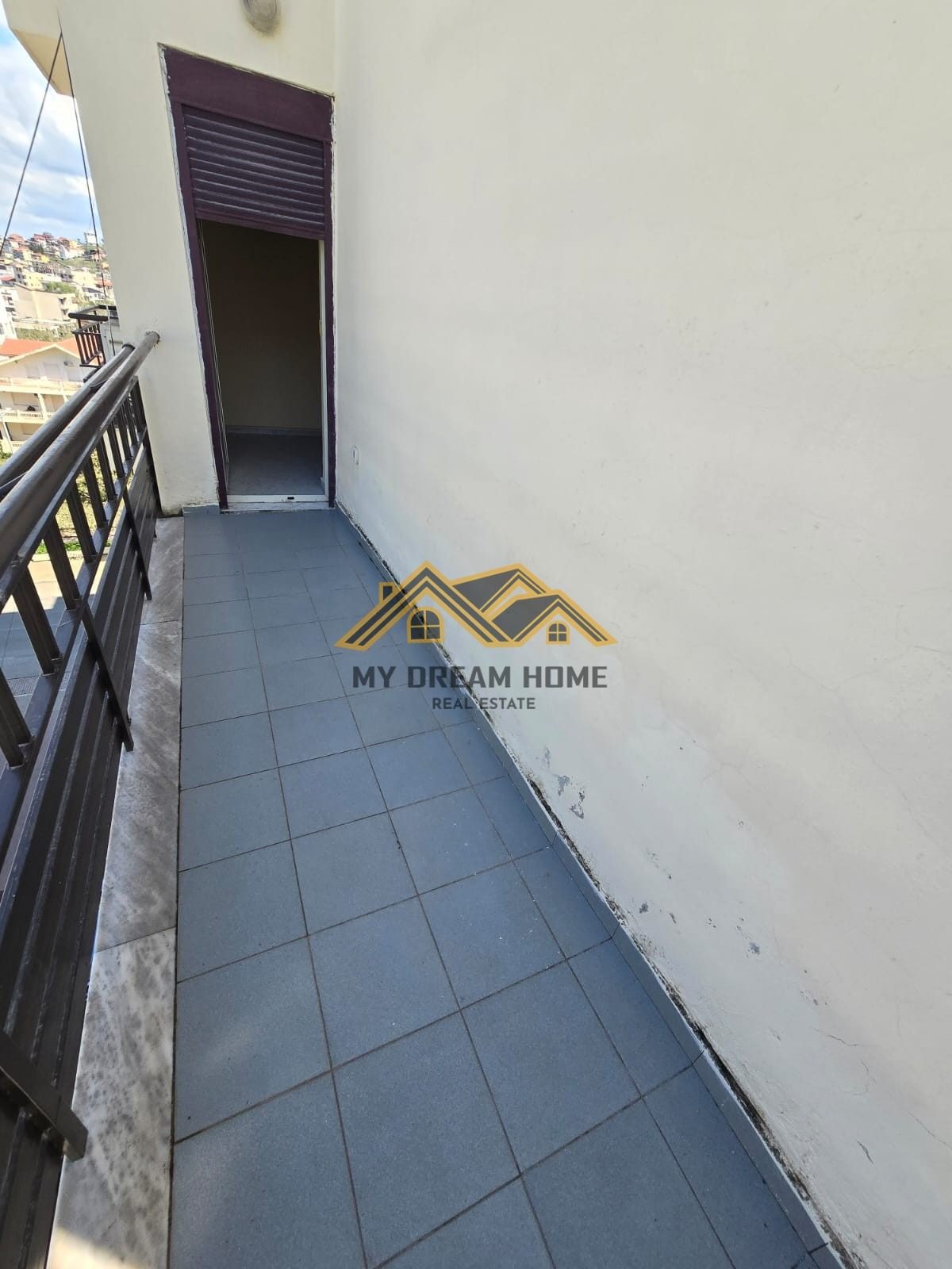 Apartament 1+1 për Shitje tek Pista Iliria 2