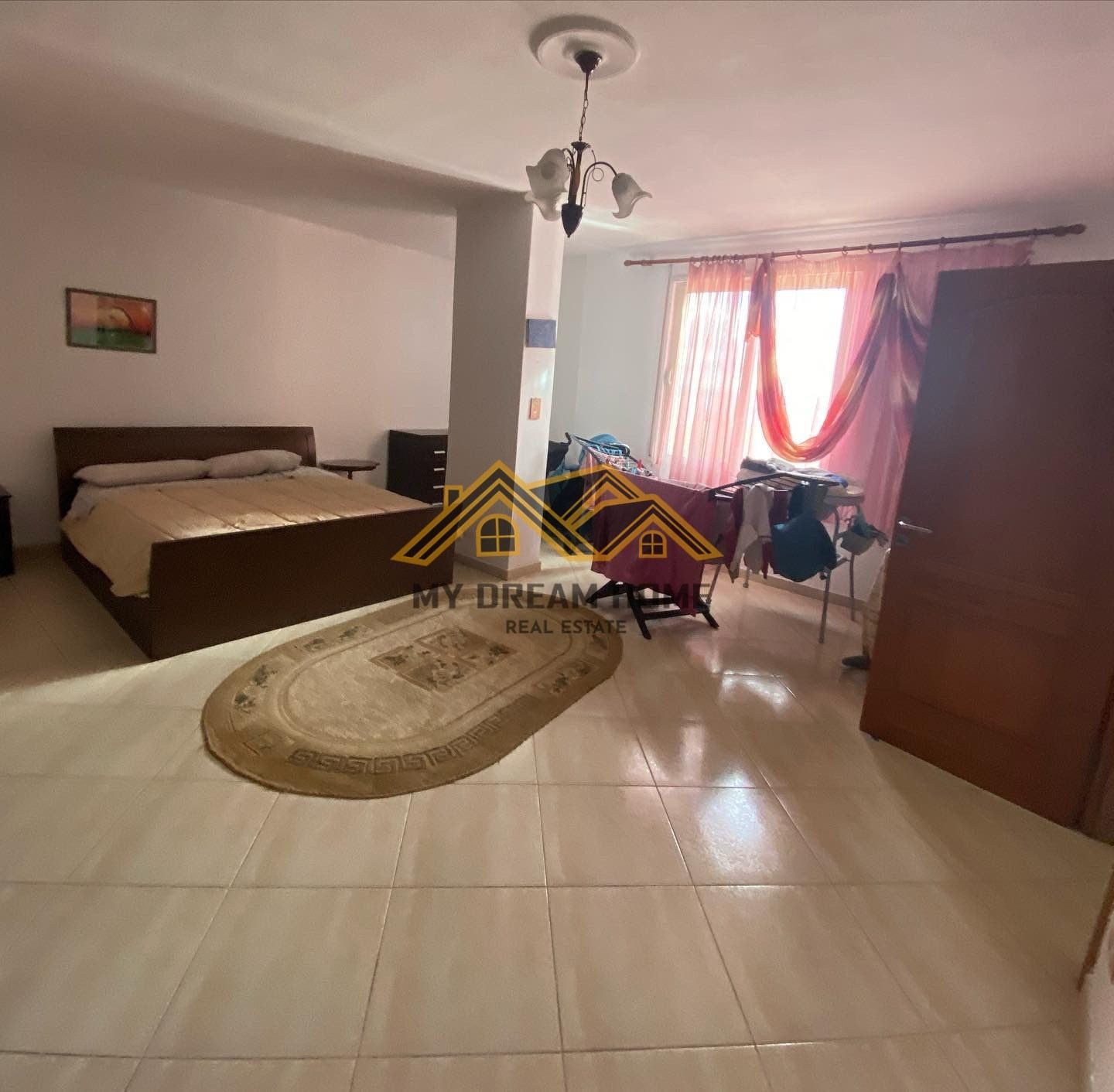 SHITET APARTAMENT 2+1+ VERAND TEK ZONA E TREGUT INDUSTRIAL! 2
