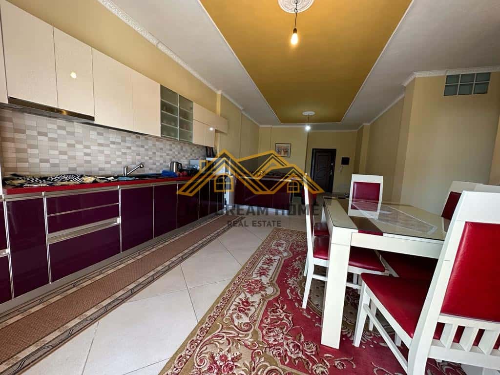 SHITET APARTAMENT 2+1 TEK ZONA E TREGUT INDUSTRIAL! 4