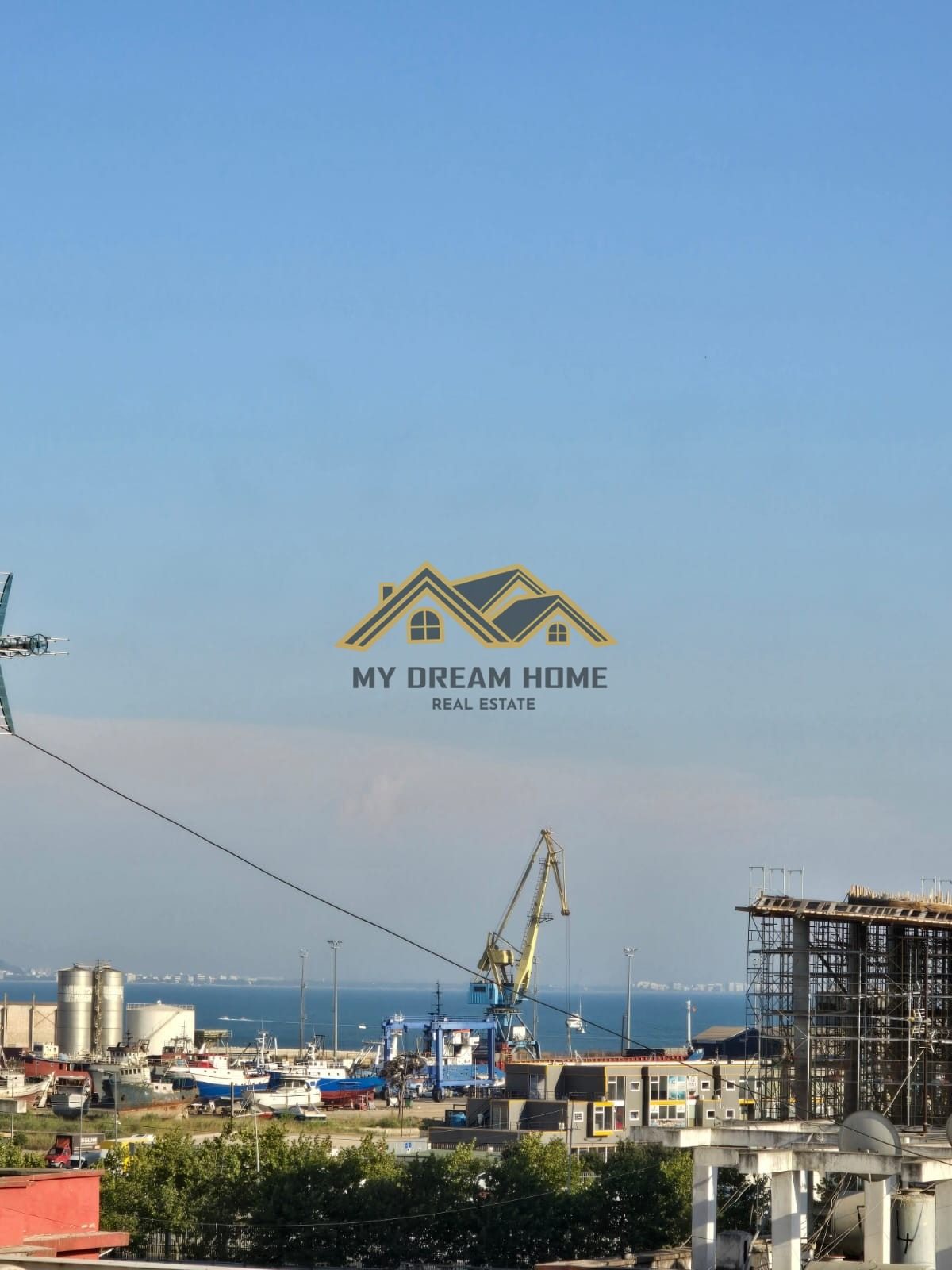 SHITET APARTAMENT 1+1 TEK KOMPLEKS JEDAS QENDER DURRES