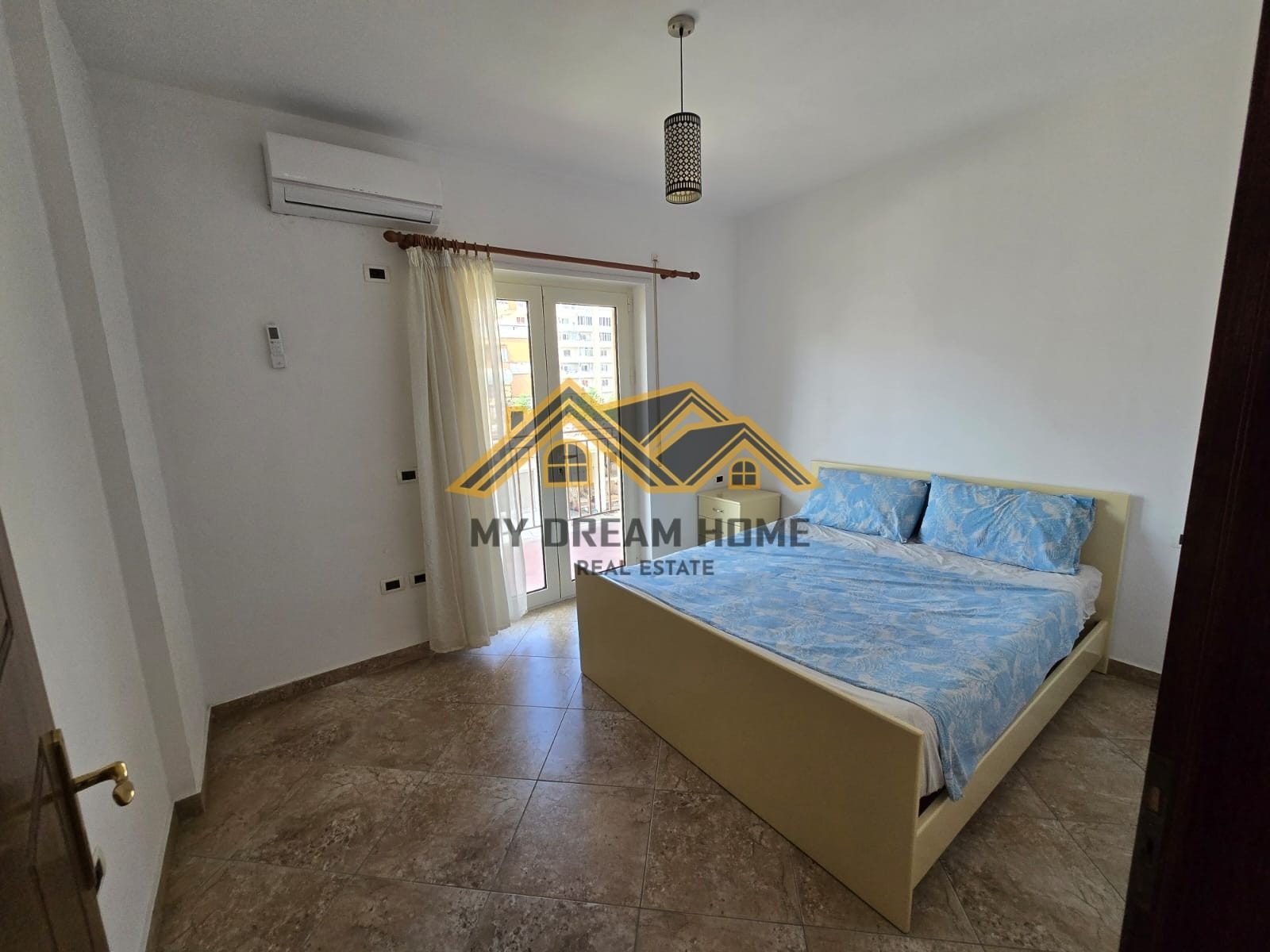 SHITET APARTAMENT 1+1 NE PLAZH RROTA KUQE!!