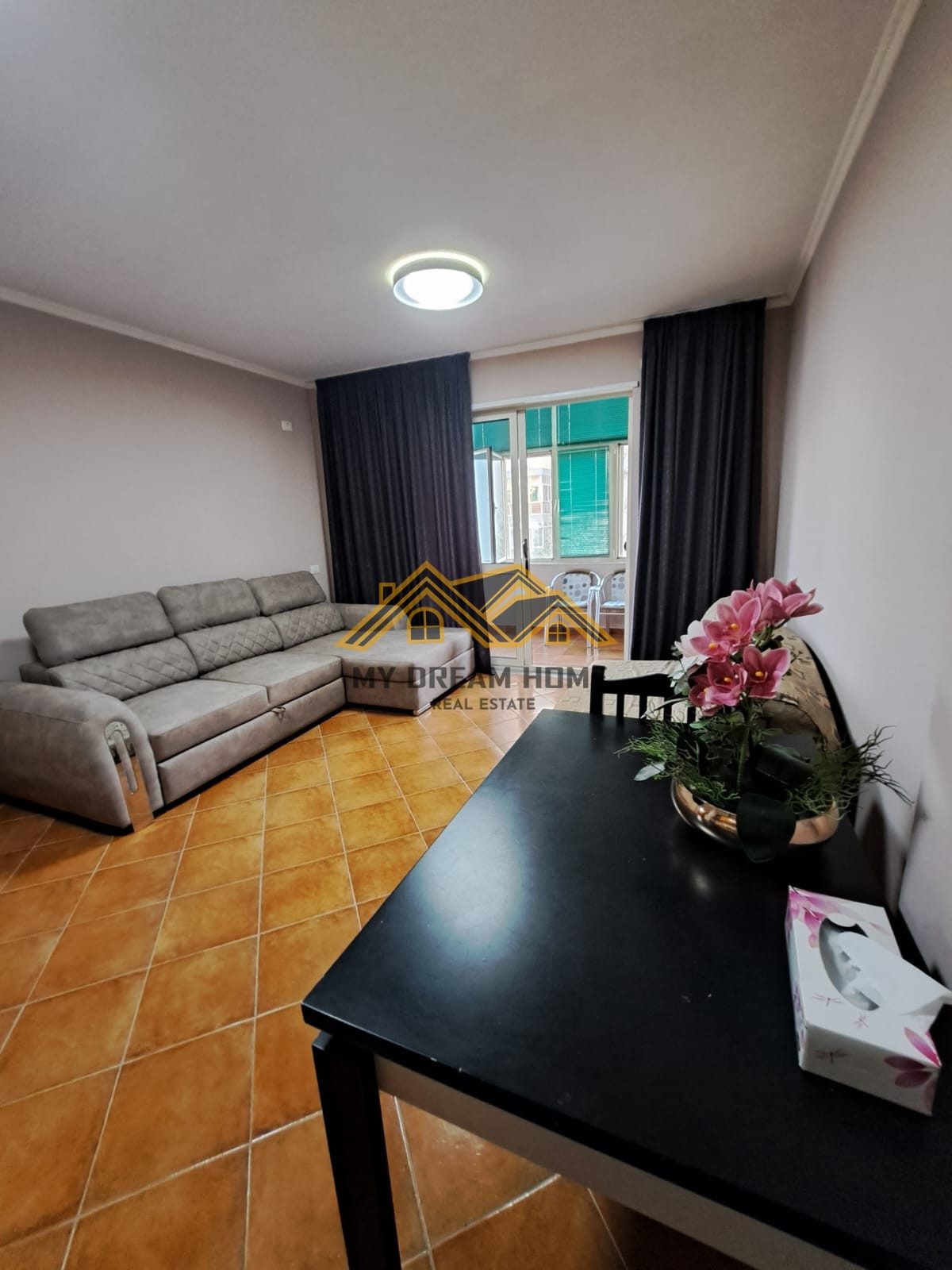 SHITET APARTAMENT 1+1 ILIRIA PLAZH DURRES 2