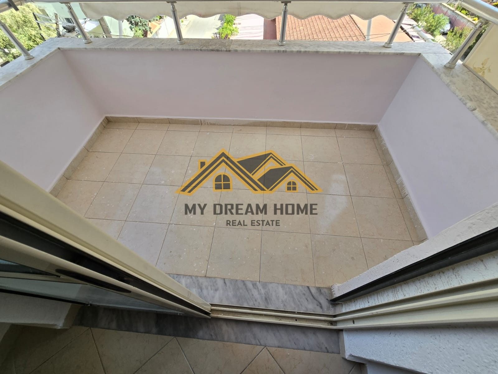 SHITET APARTAMENT 1+1 PLAZH DURRES !!! 2