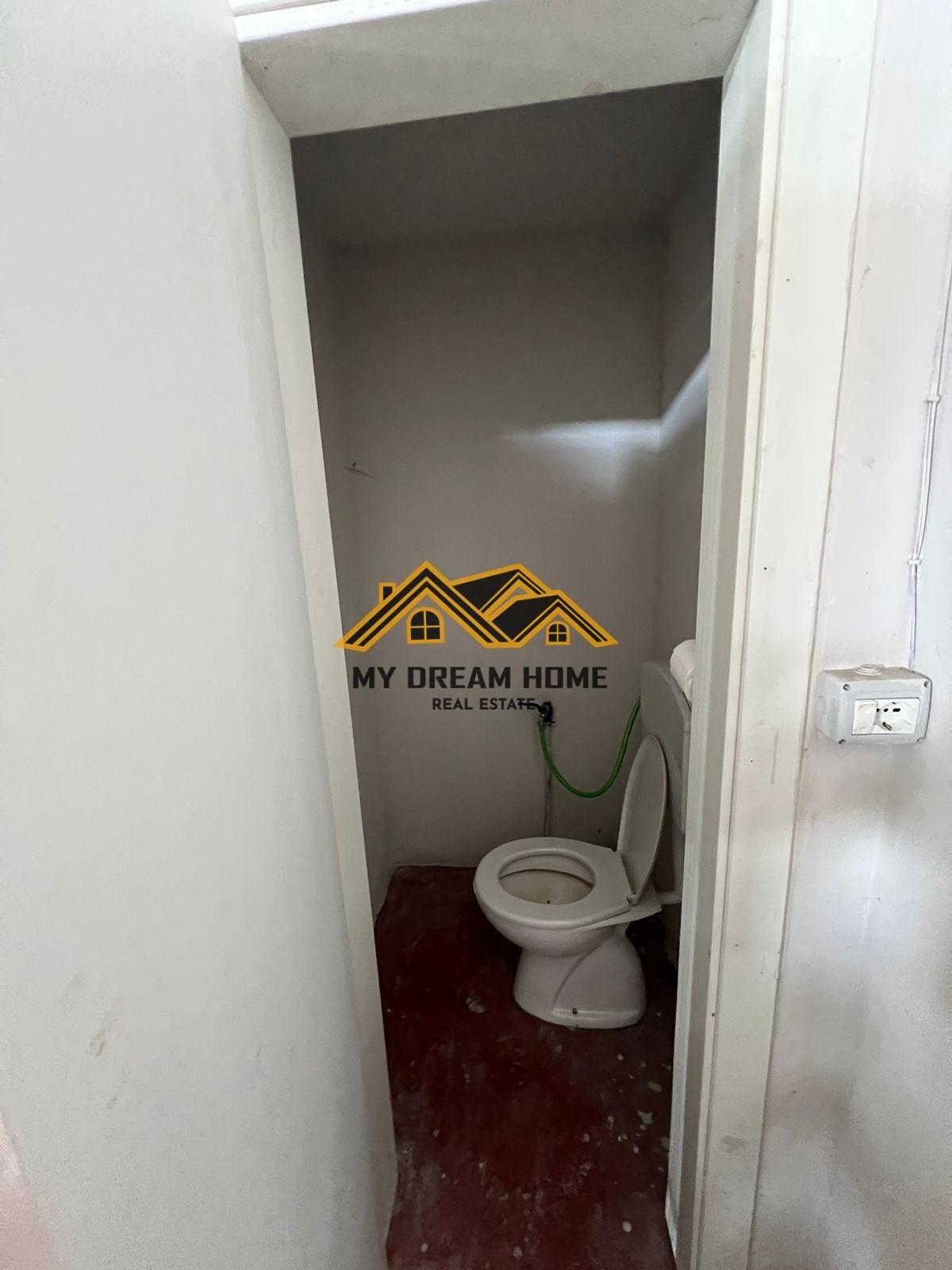 Shitet toke 800m2 + Magazinë 130m2 në Durrës! 4