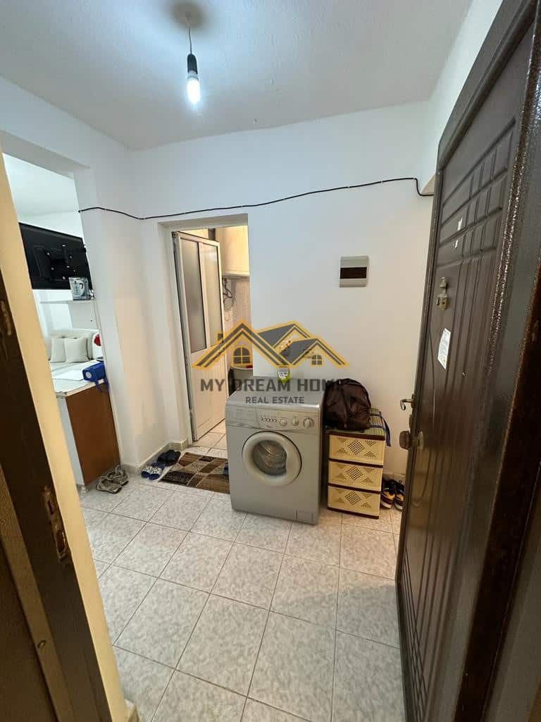 SHITET APARTAMENT 1+1 NE PLAZH ILIRIA ! 4