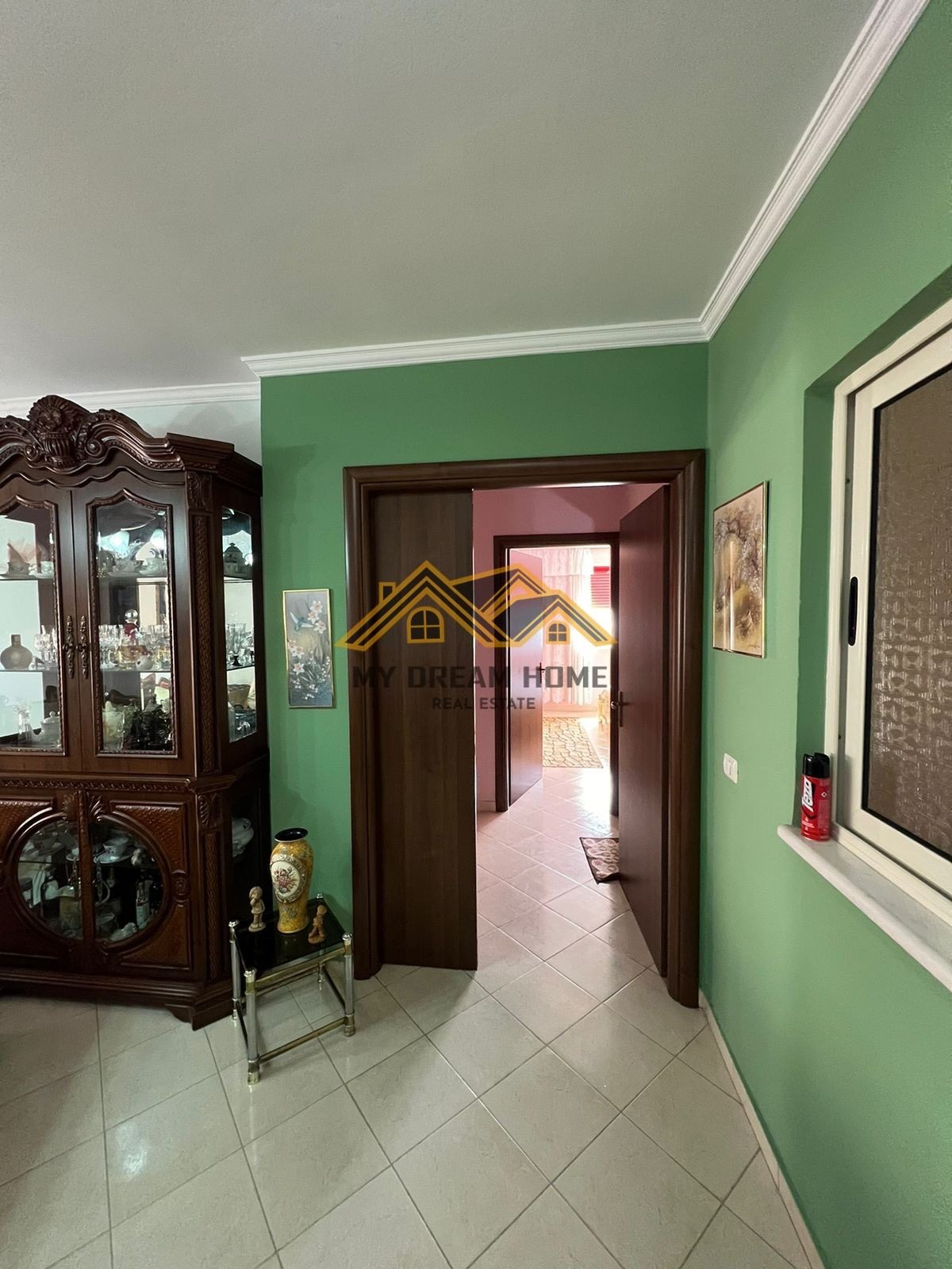 SHITET APARTAMENT 3+1+2T+2BALLKONE ME PAMJE DETI NE VOLLGA! 4