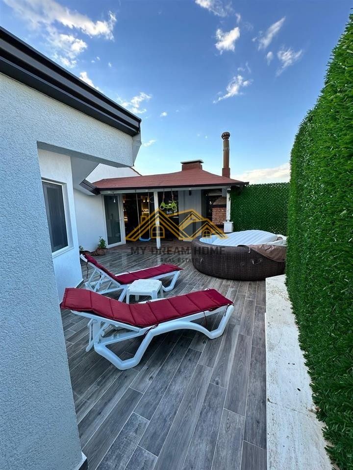 PENTHOUSE UNIK TEK MALI I ROBIT (GOLEM)