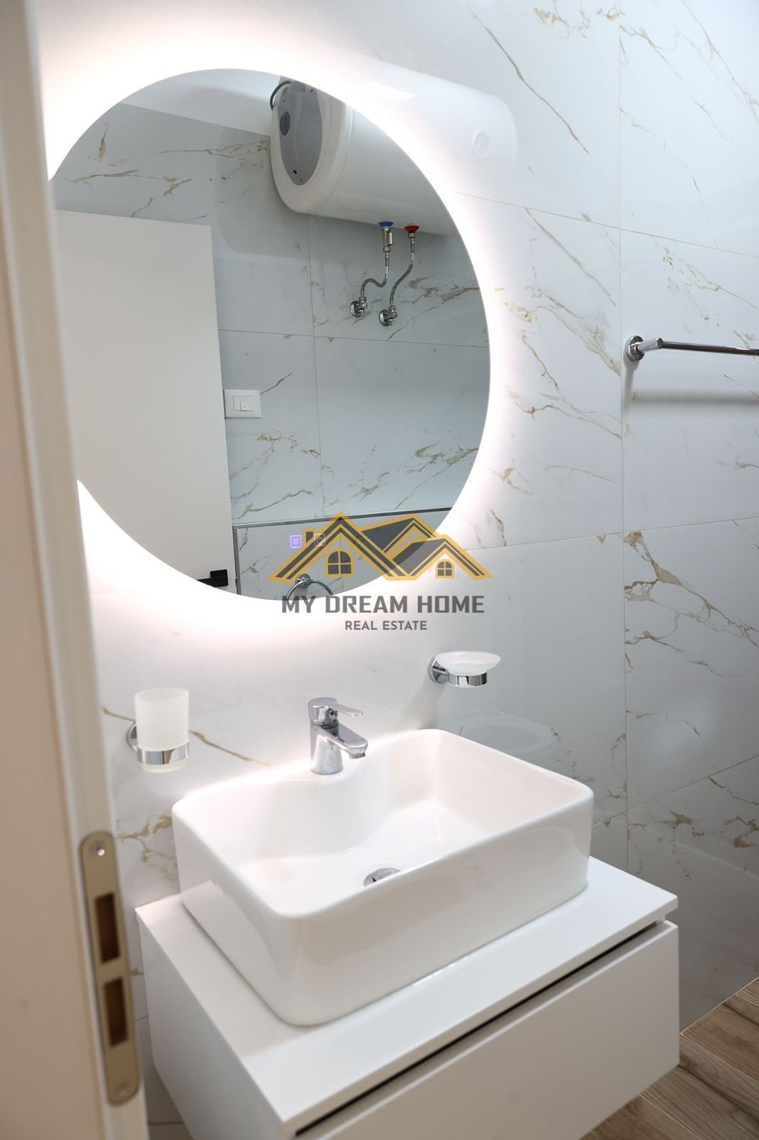 SHITET APARTAMENT 1+1 TEK SHKEMBI KAVAJES DURRES! 4