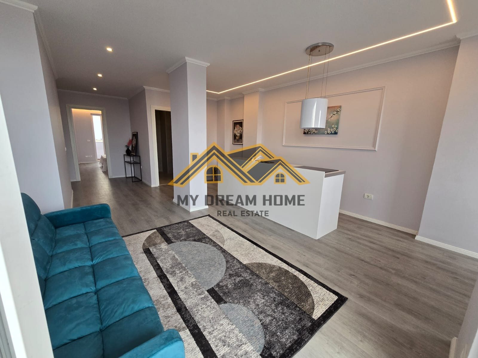 SHITET APARTAMENT 1+1 UKD DURRES FULL PAMJE DETI!!