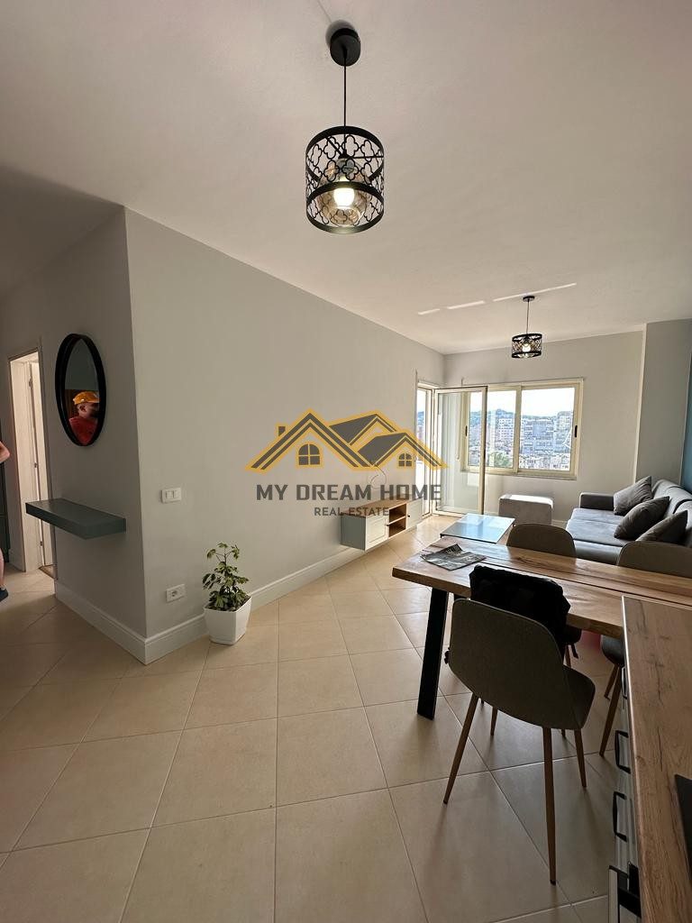 APARTAMENT 1+1 PRANE TREGUT TE FRUTA PERIMEVE, DURRES PER SHITJE! 2