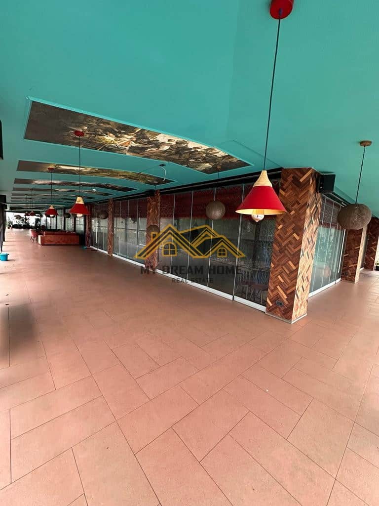 SHITET LOUNGE BAR NE PLAZH DURRES