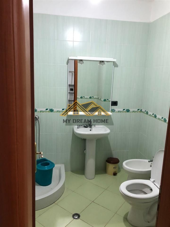 SHITET APARTAMENT 1+1 ME PAMJE NGA DETI TE RROTA E KUQE, PLAZH 2