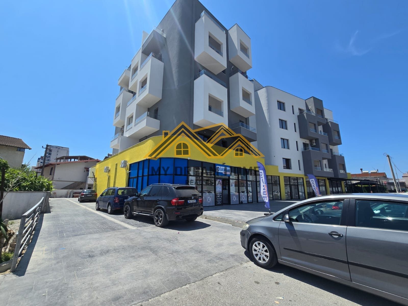 SHITEN 7 POST PARKIMI TEK TREGU INDUSTRIAL DURRES! 1
