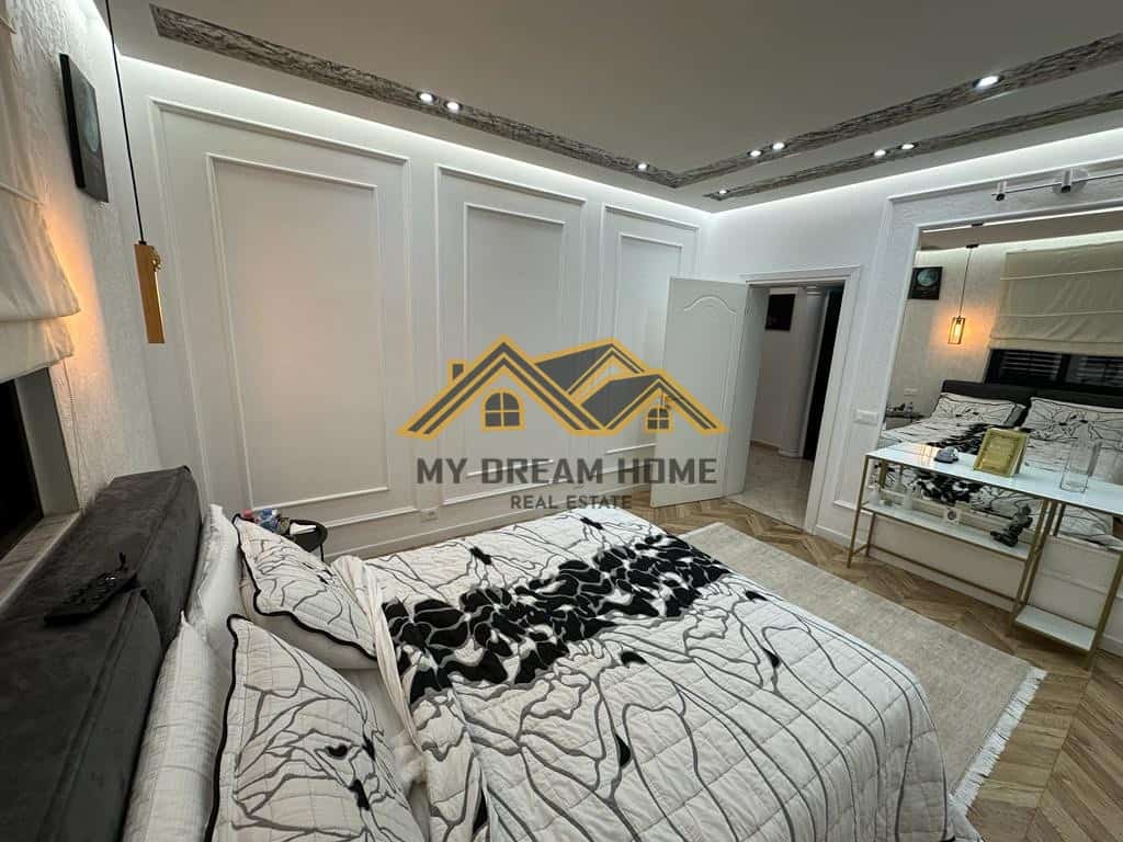 SHITET SUPER APARTAMENT 3+1+2 TEK ZJARREFIKSES, DURRES! 2