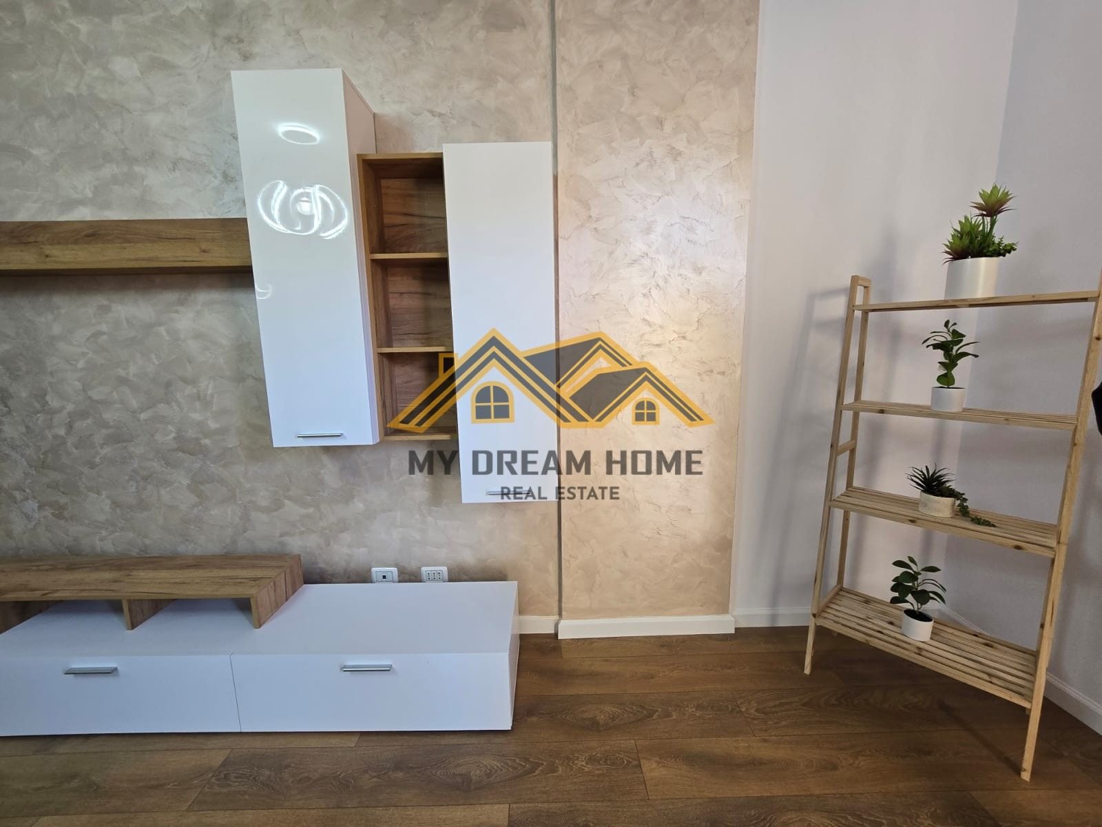 SHITET APARTAMENT 1+1 PLAZH ILIRIA, DURRES! 4
