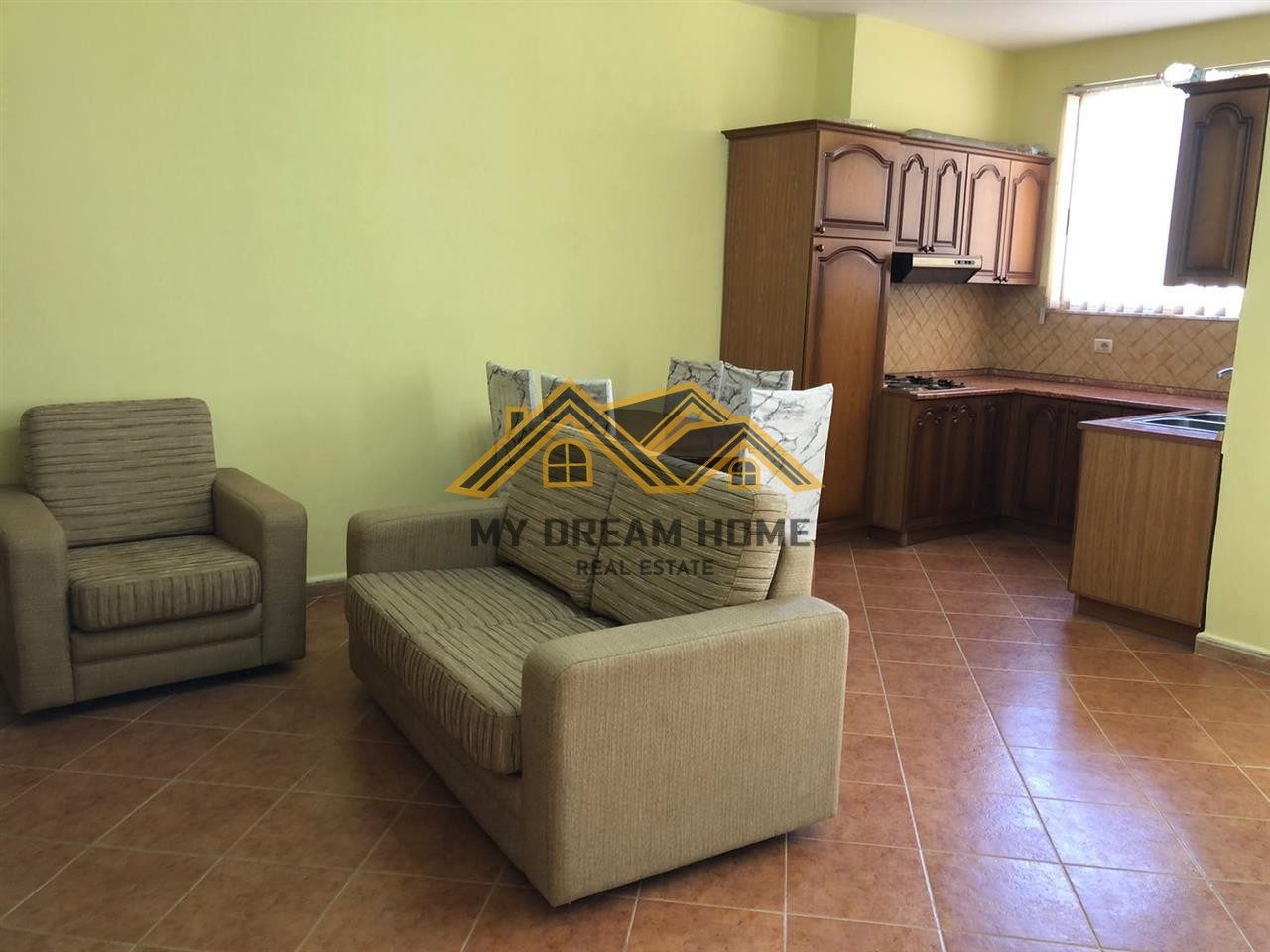 SHITET APARTAMENT 1+1 QENDER DURRESIT