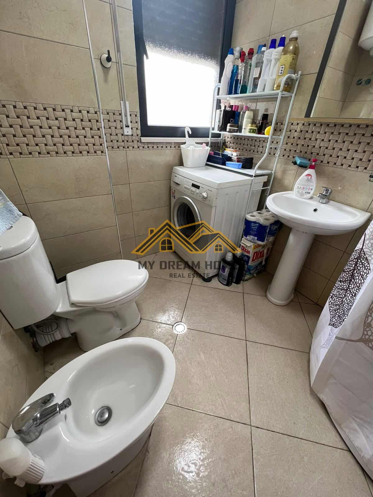 SHITET APARTAMENT 1+1 PRANE “SHKOLLES 2 GJELAT”! 4