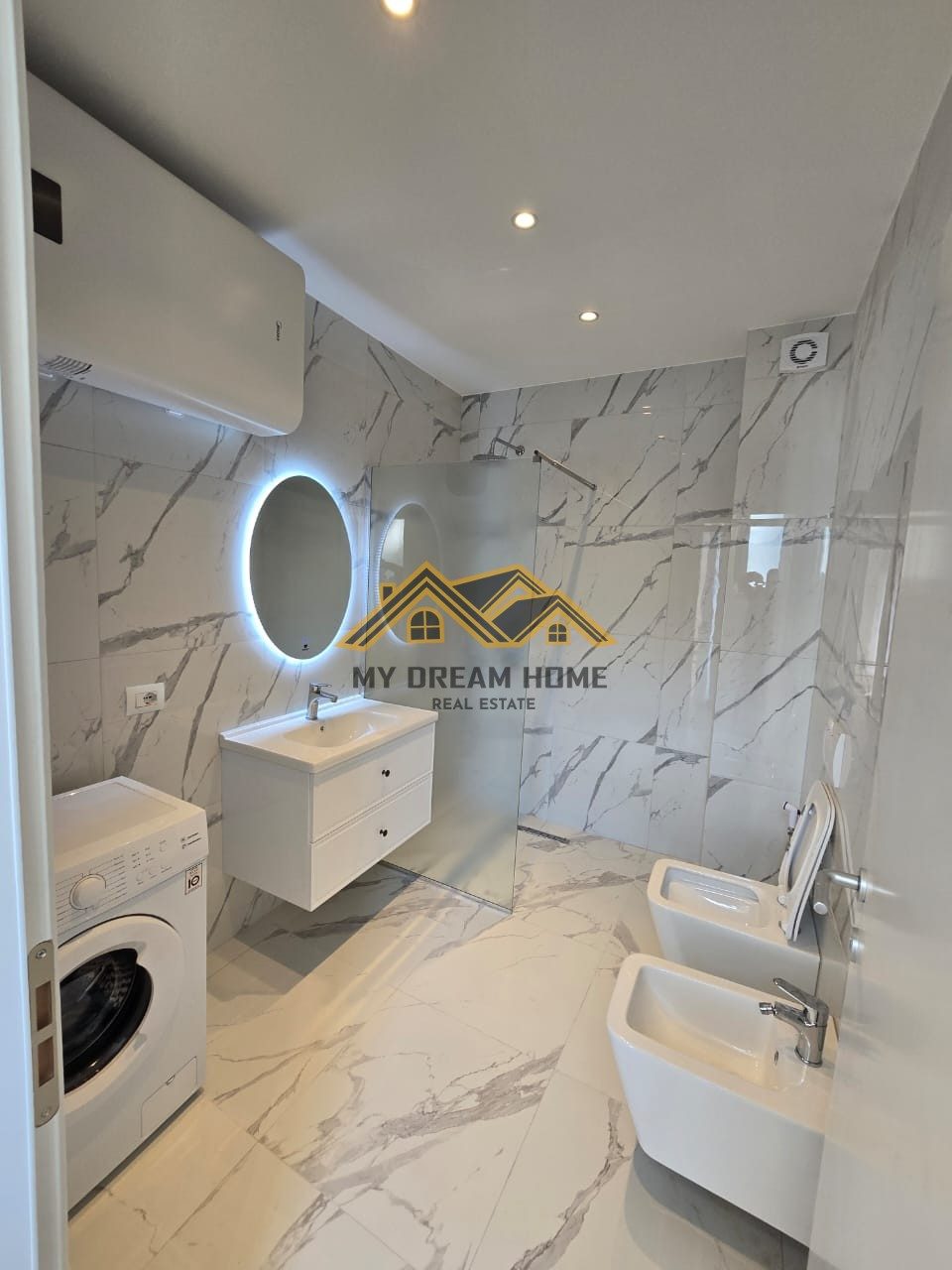 SHITET SUPER APARTAMENT NE GOLEM!