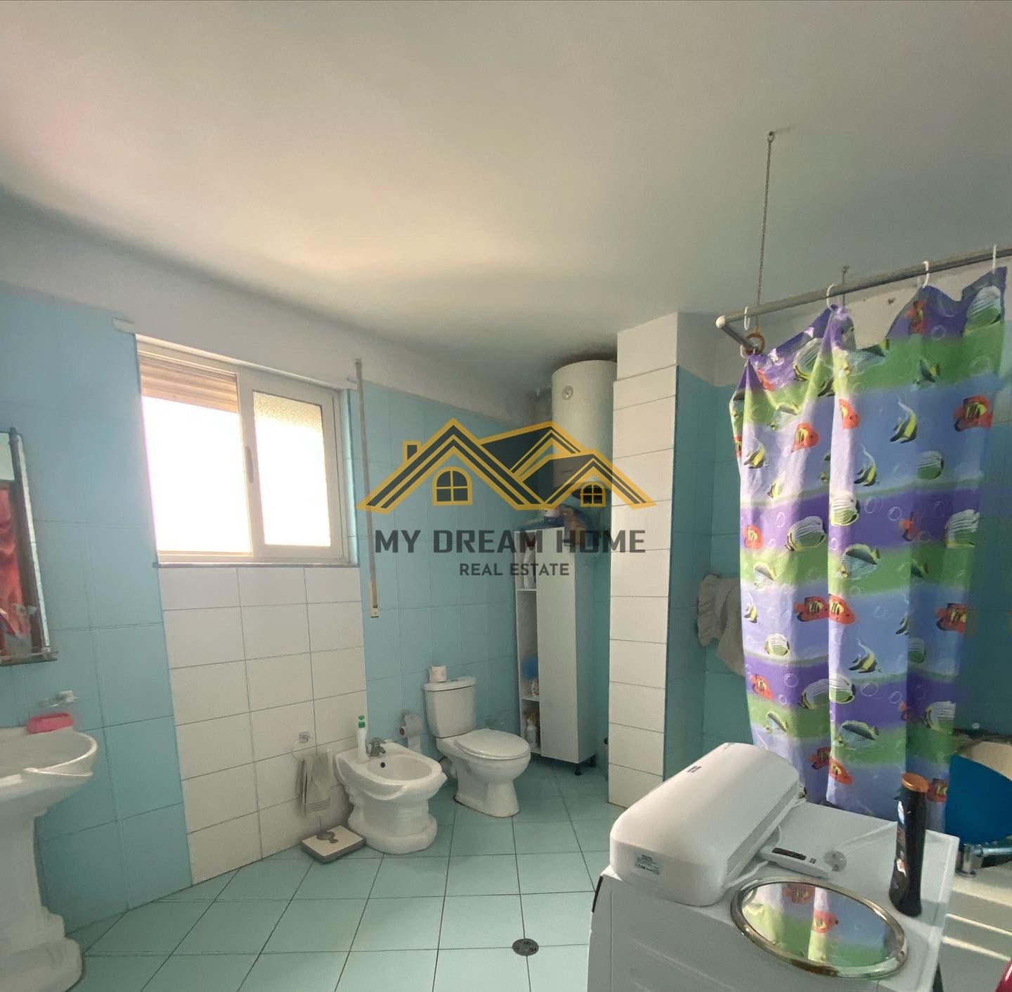 SHITET APARTAMENT 2+1+ VERAND TEK ZONA E TREGUT INDUSTRIAL! 3