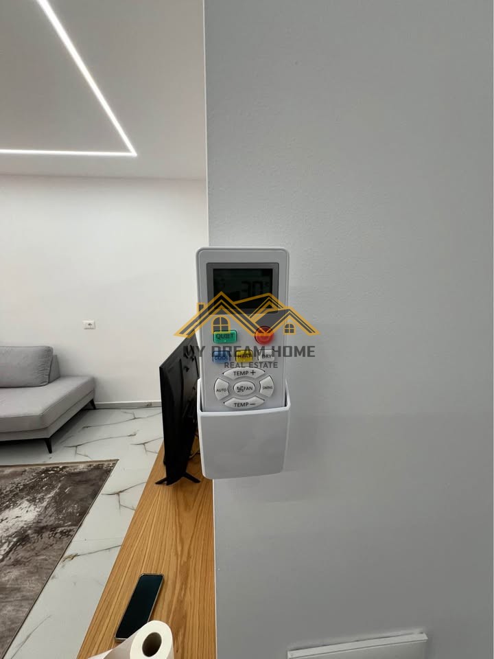 APARTAMENT 1+1 NE QENDER DURRES, PER SHITJE!