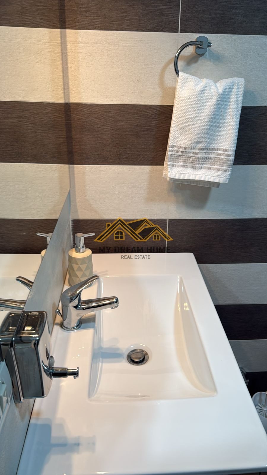 SHITET APARTAMENT 1+1 DURRES QENDER! 3