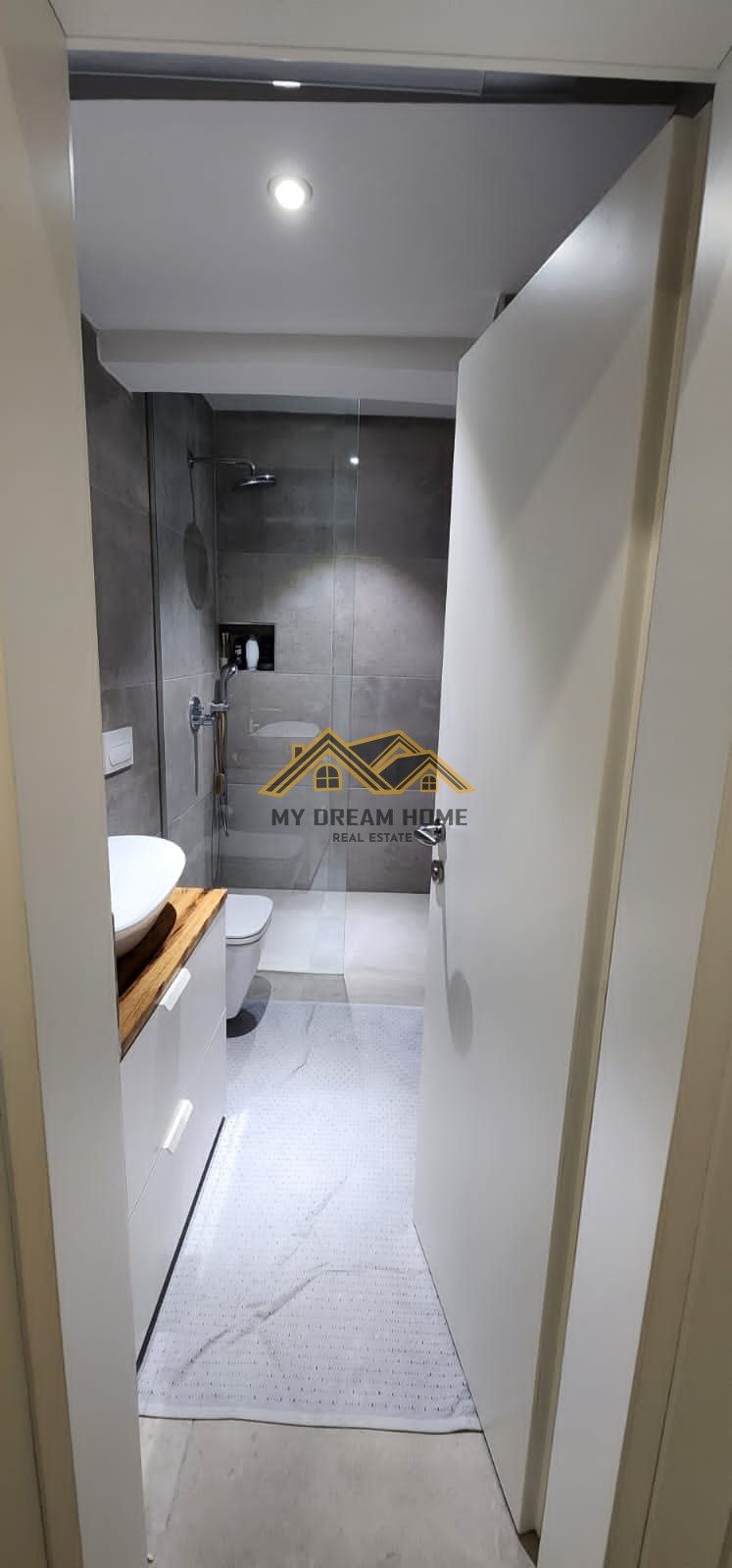 SHITET APARTAMENT 1+1 NE DURRES 2