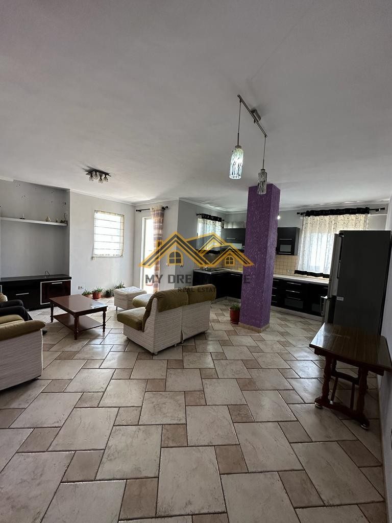 SHITET APARTAMENTE TEK ISH FABRIKA AKULLIT 2+1+2