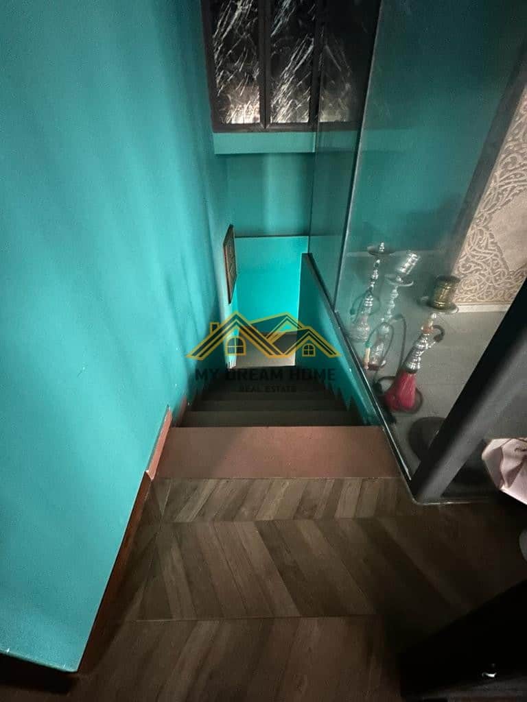 SHITET LOUNGE BAR NE PLAZH DURRES
