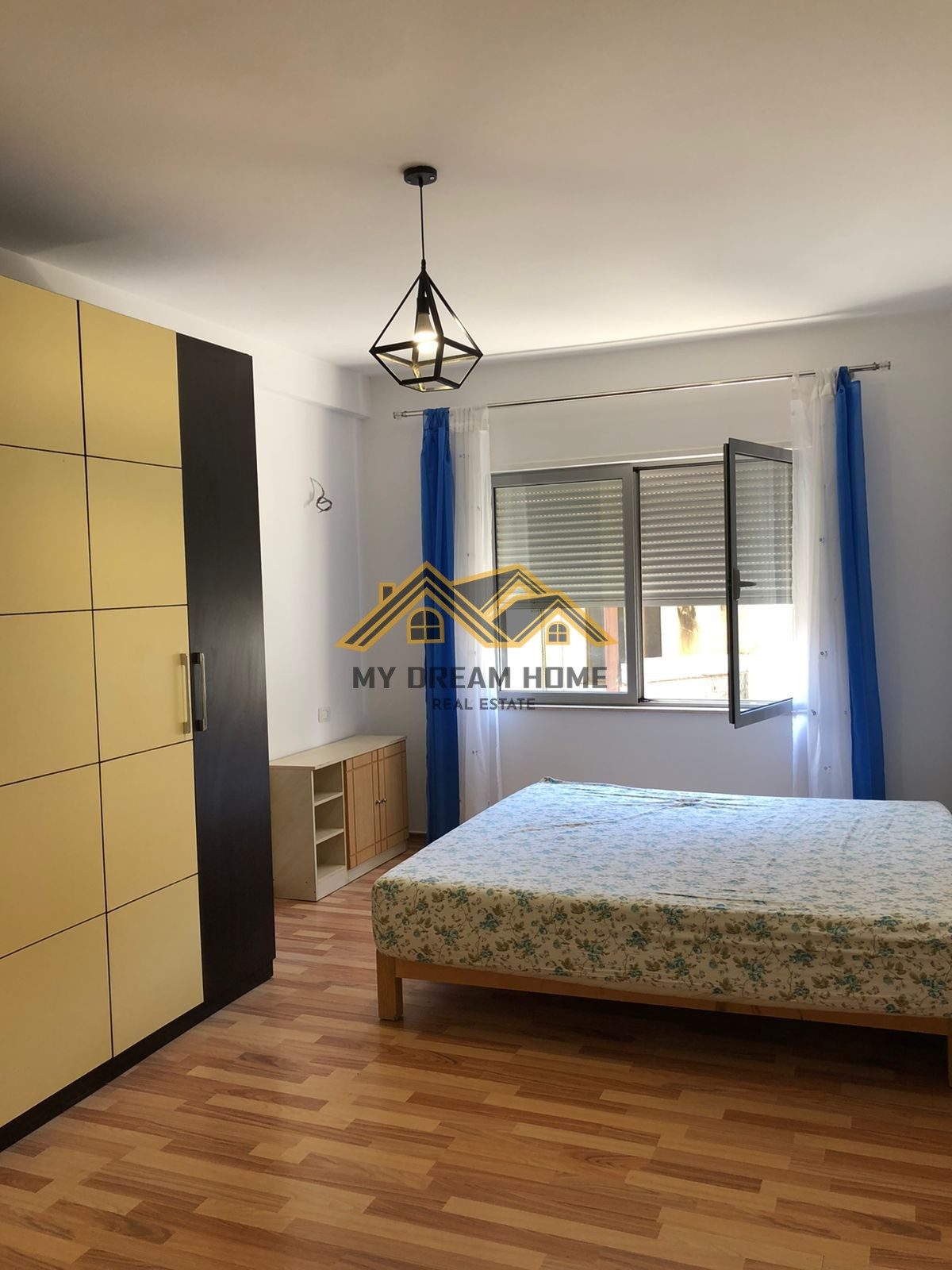 SHITET APARTAMENT 2+1 NE QENDER DURRESIT 4