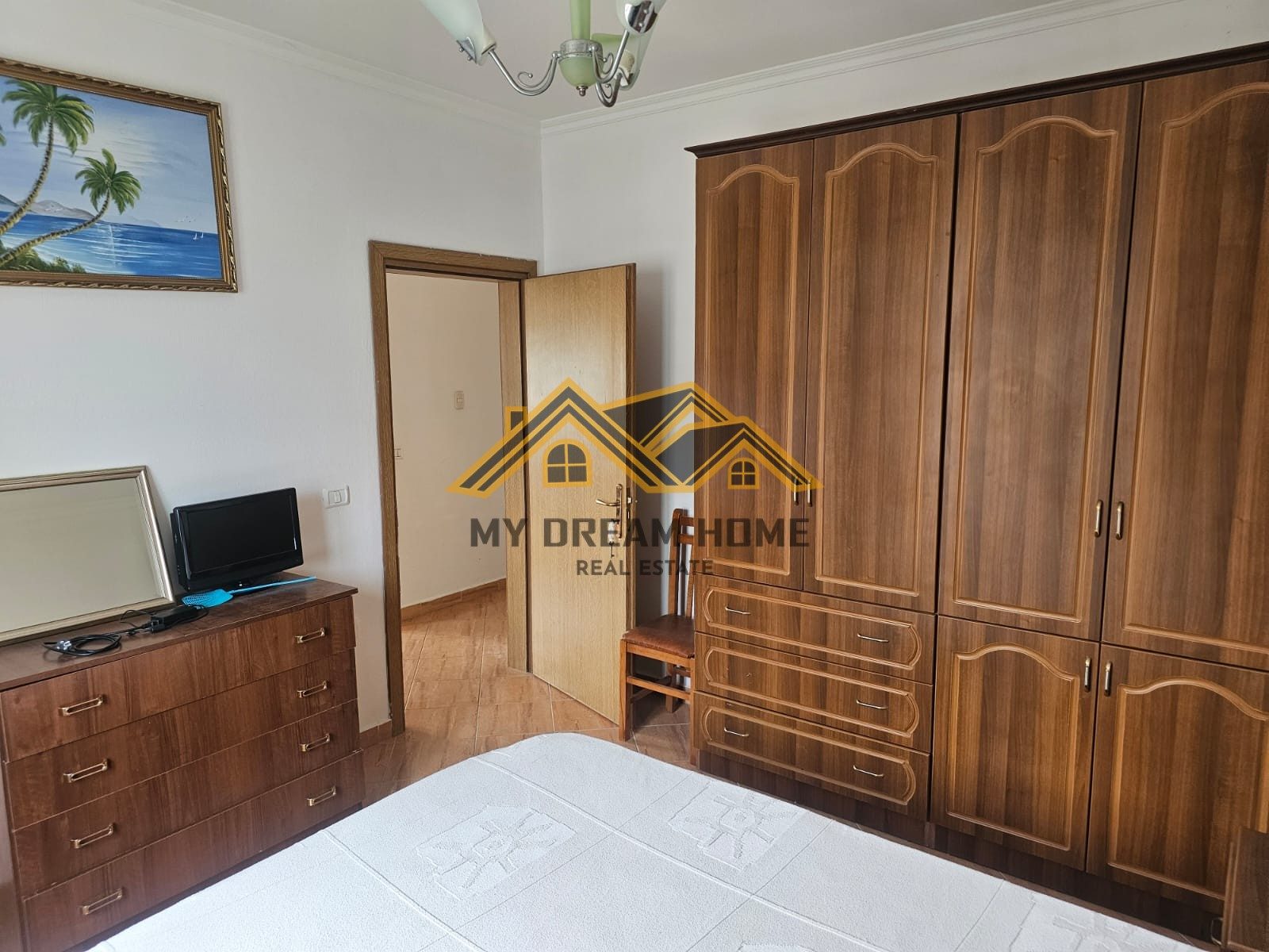 SHITET APARTAMENT 1+1 GOLEM 2