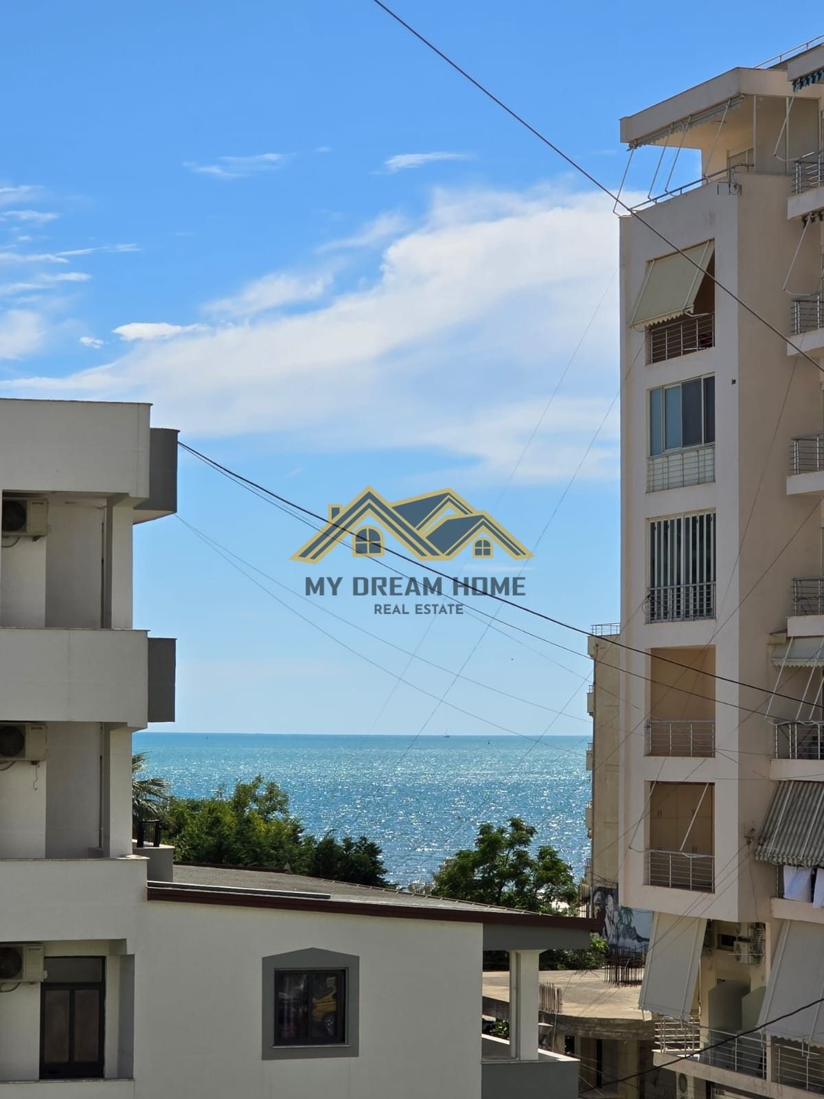 SHITET SUPER APARTAMENT 1+1 PLAZH DURRES !!!
