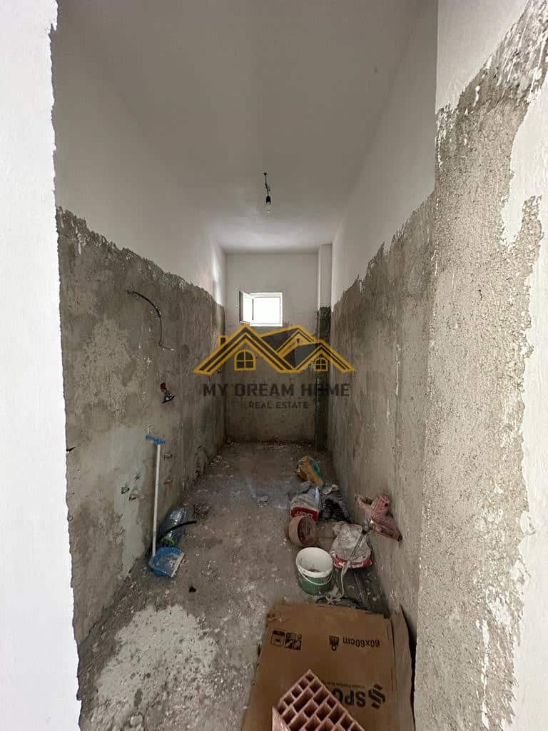 SHITET APARTAMENT 1+1 TEK GJYKATA NE DURRES ! 2