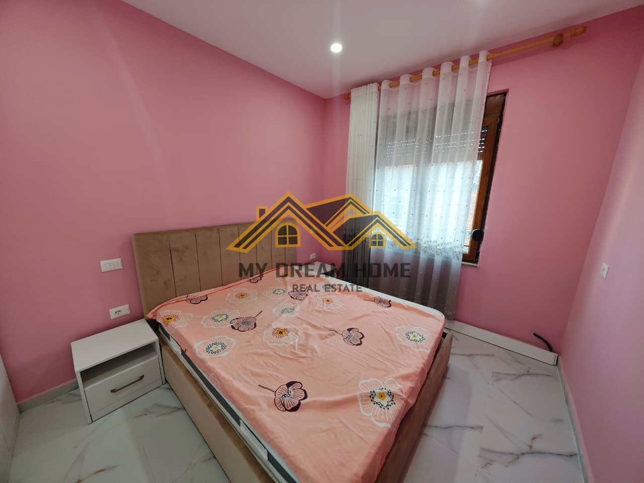 APARTAMENT 1+1 NE QENDER DURRES, PER SHITJE! 4