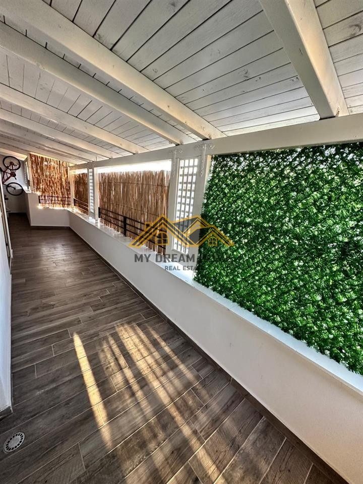 PENTHOUSE UNIK TEK MALI I ROBIT (GOLEM)