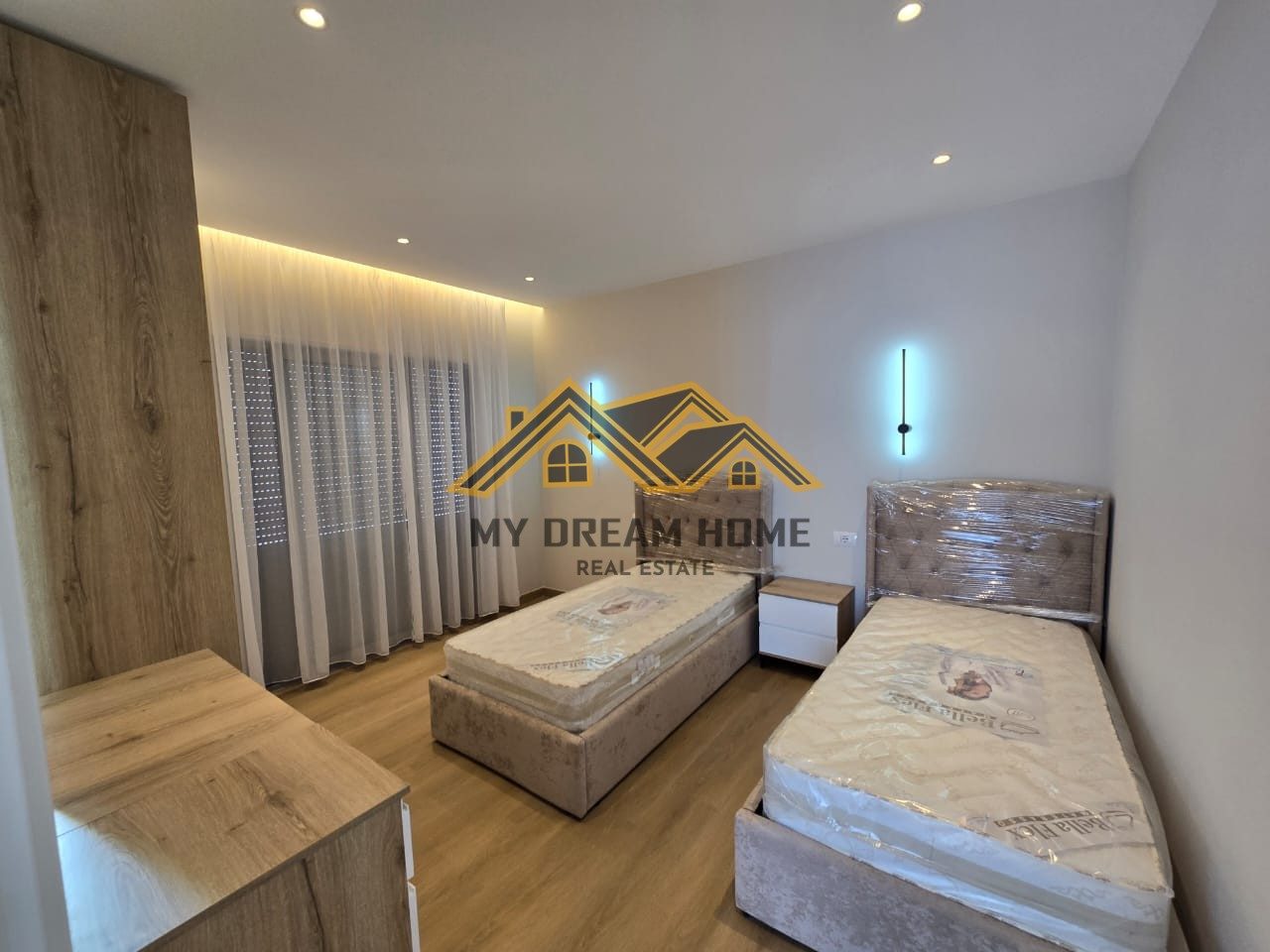 SHITET SUPER APARTAMENT NE GOLEM!